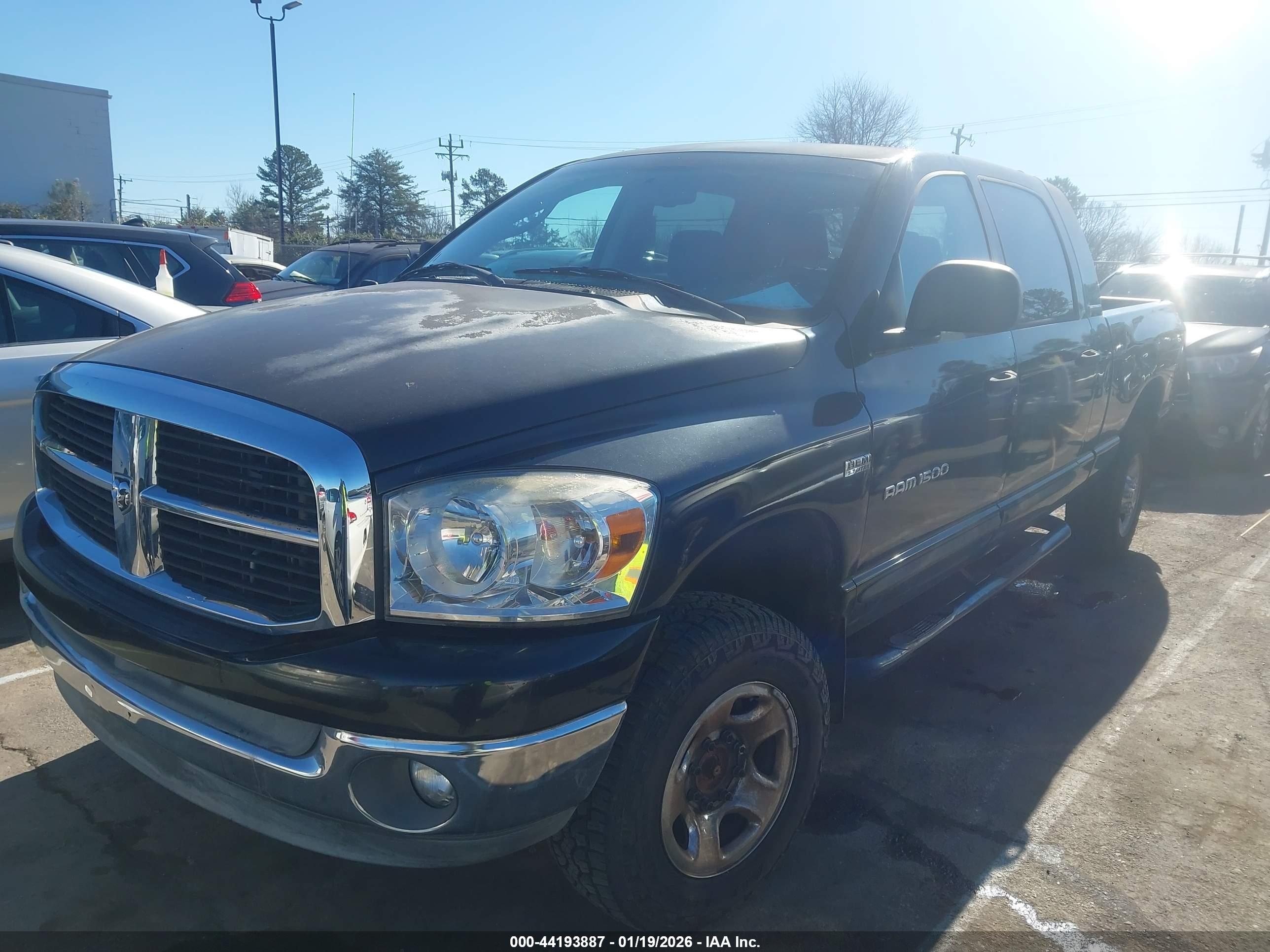 DODGE RAM image 2