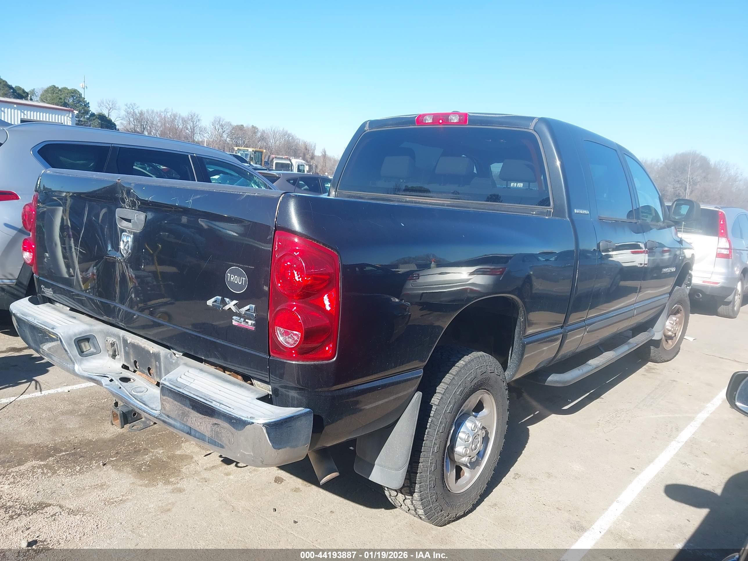 DODGE RAM image 4