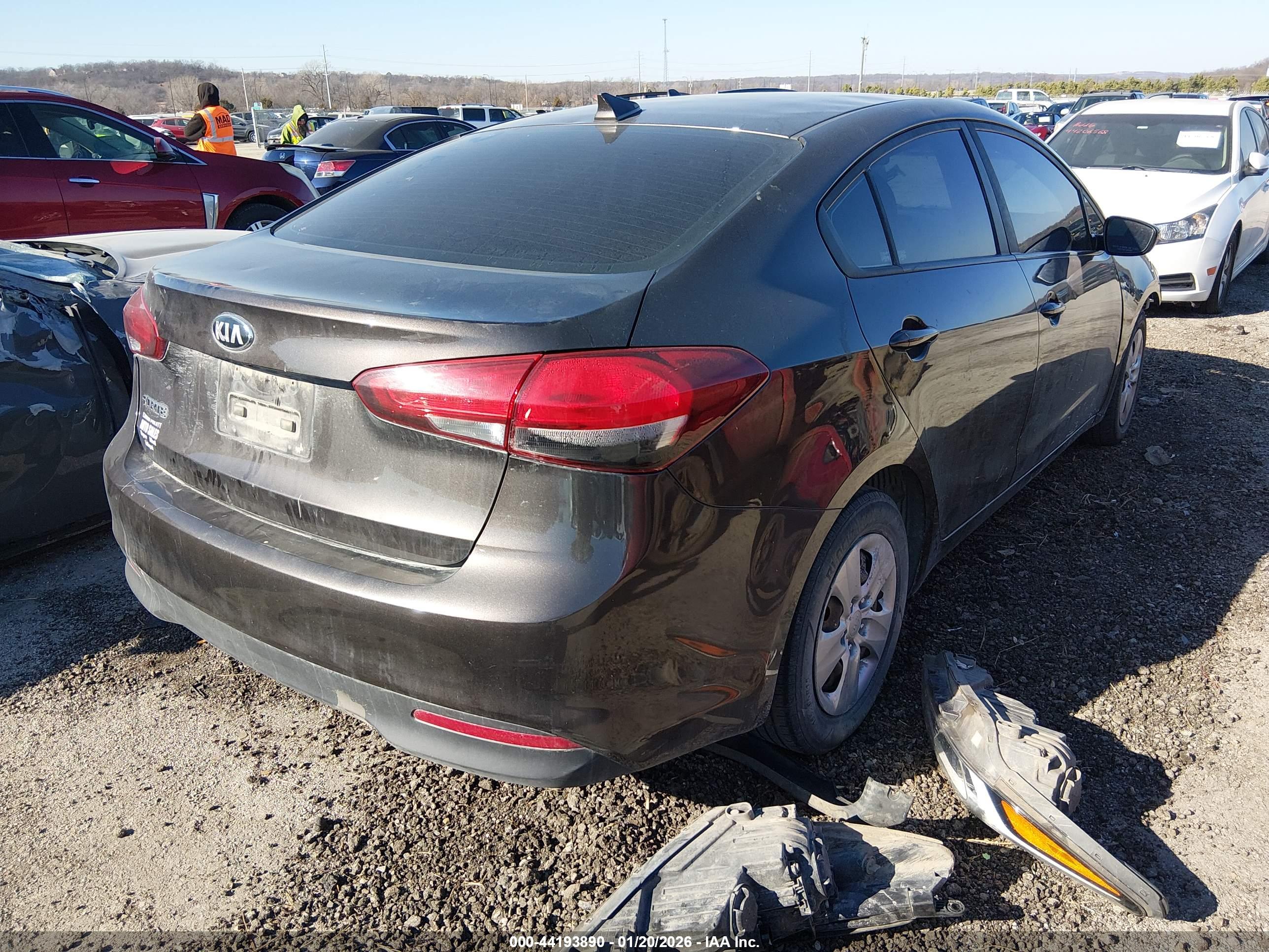 KIA FORTE image 4