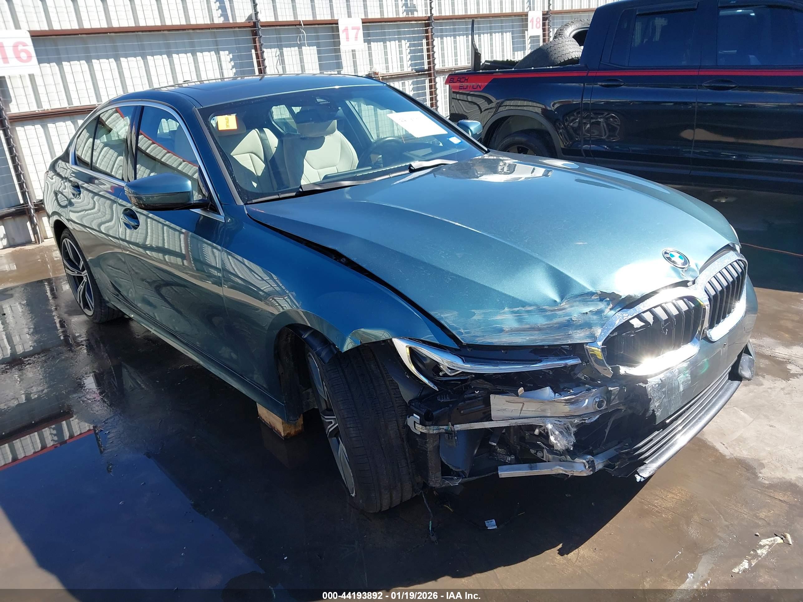 BMW 330I image 6