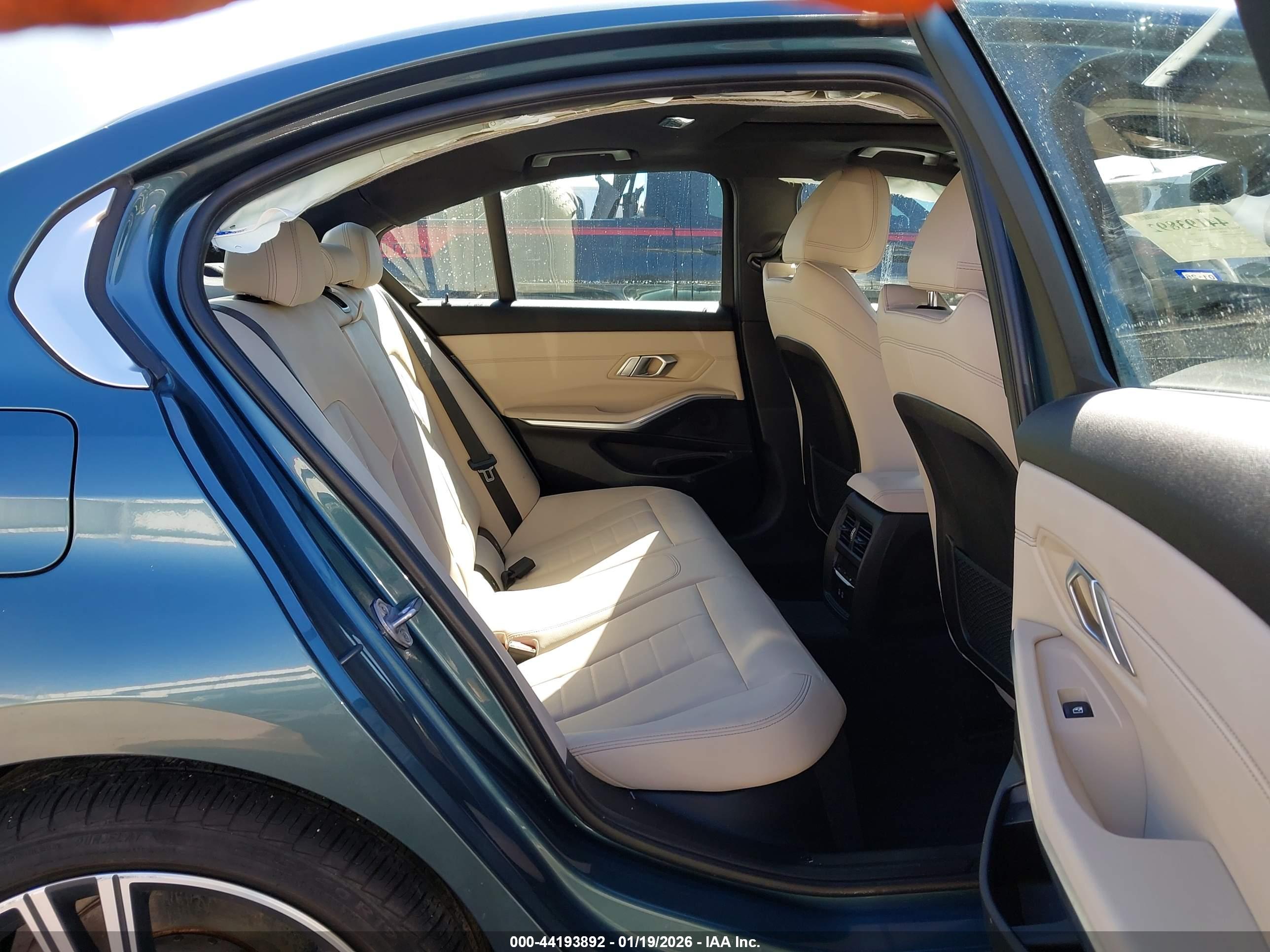 BMW 330I image 8
