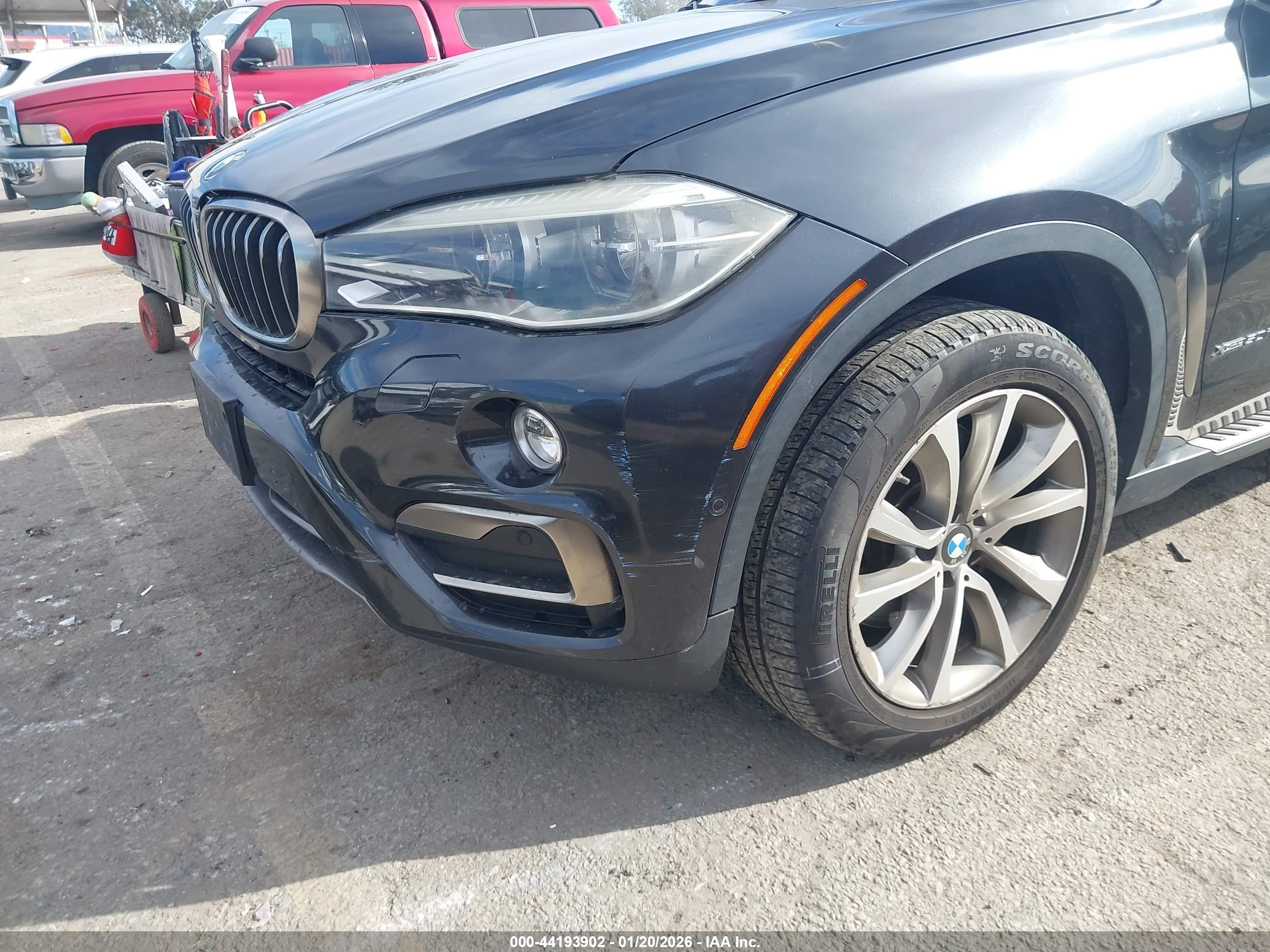 BMW X6 image 6