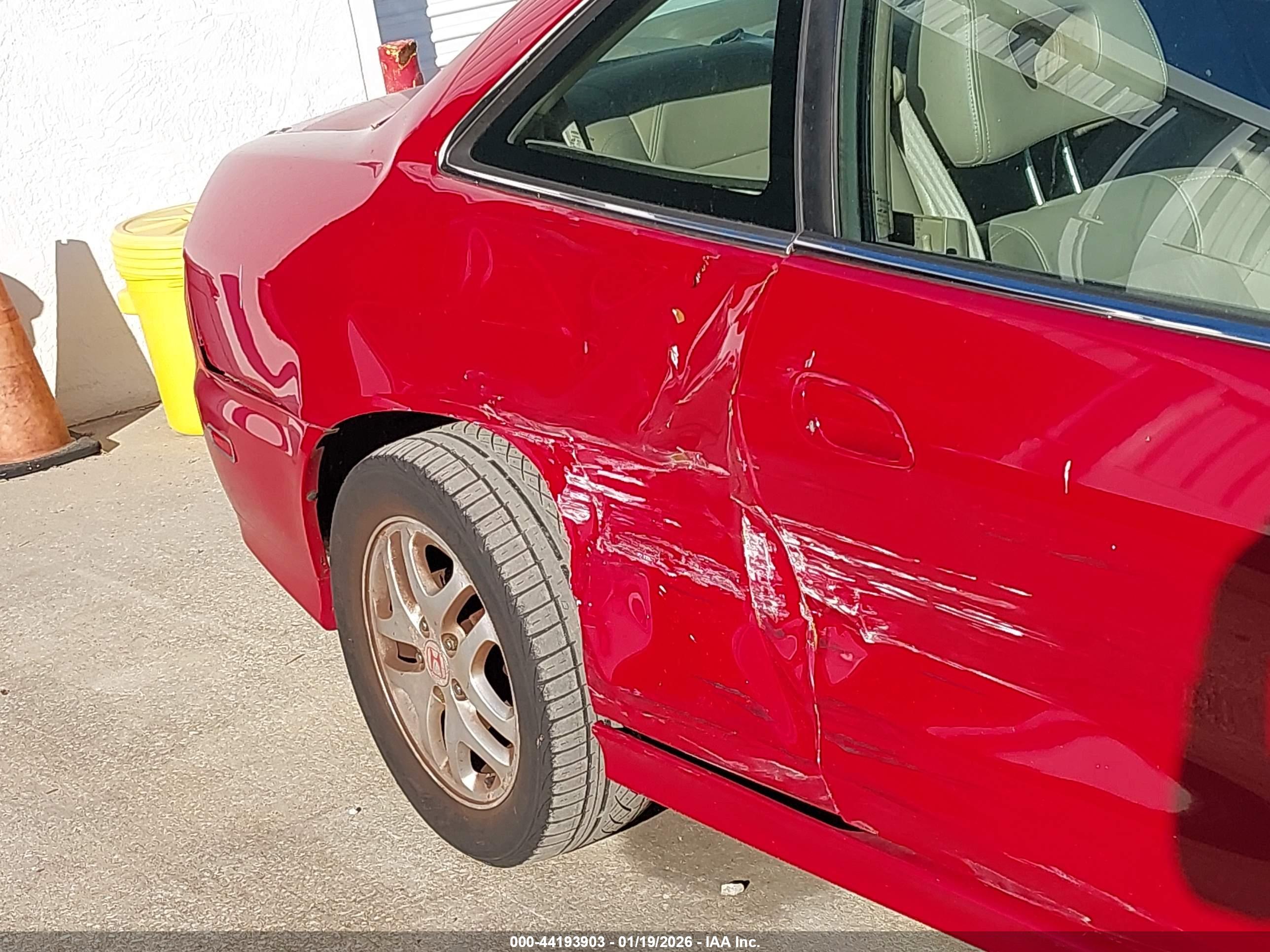 HONDA ACCORD image 6