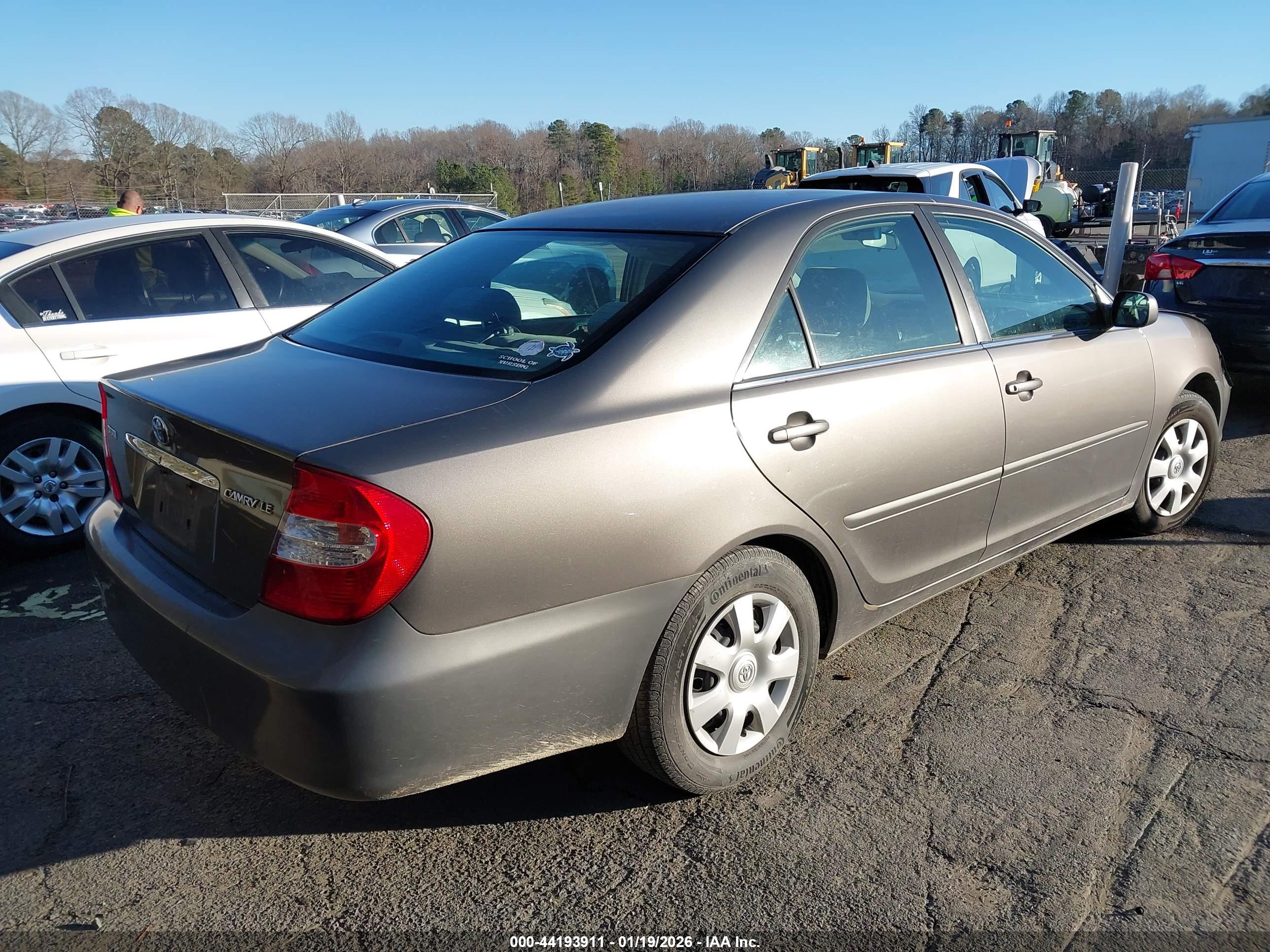 TOYOTA CAMRY image 4