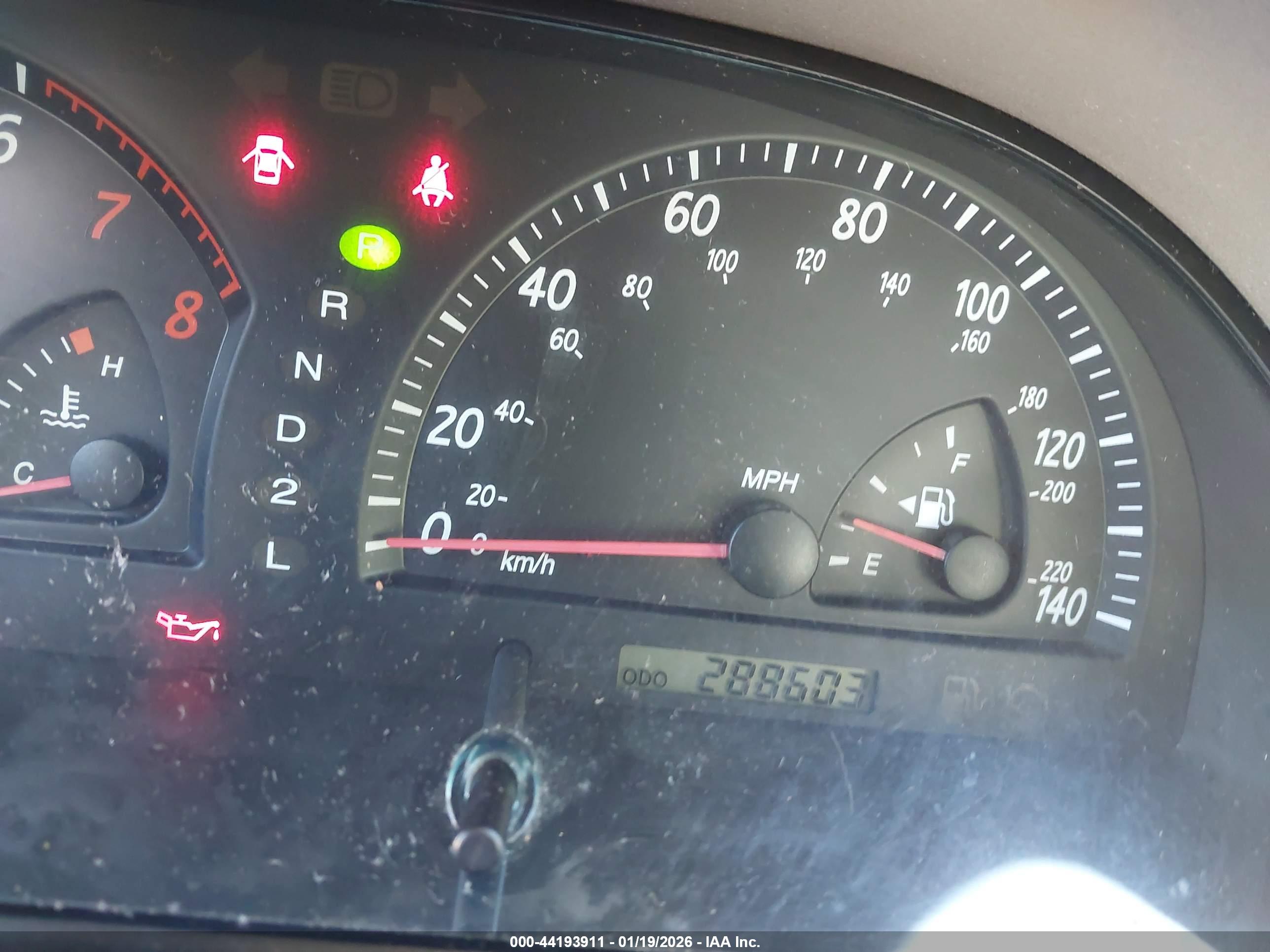 TOYOTA CAMRY image 7