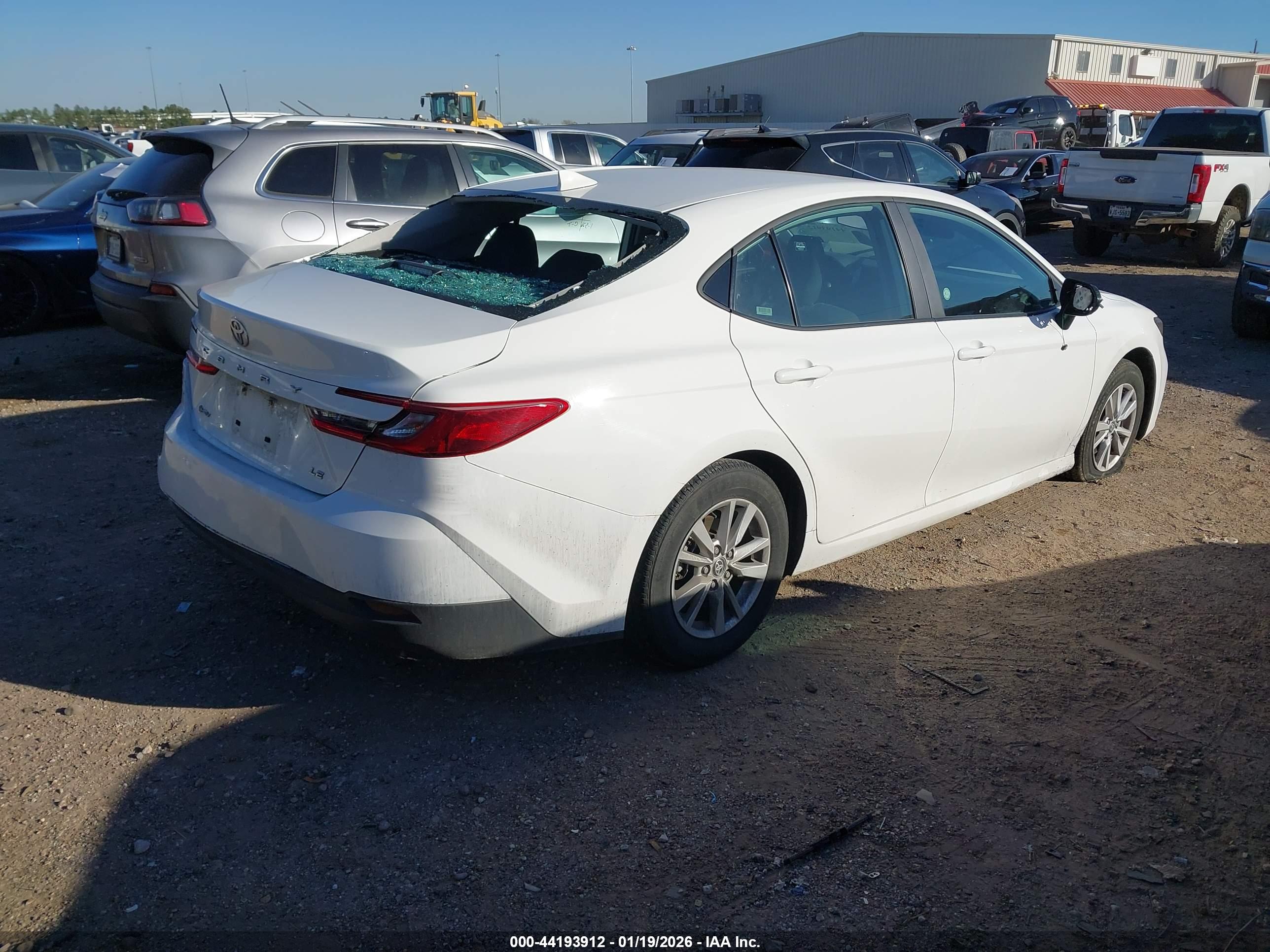 TOYOTA CAMRY image 4