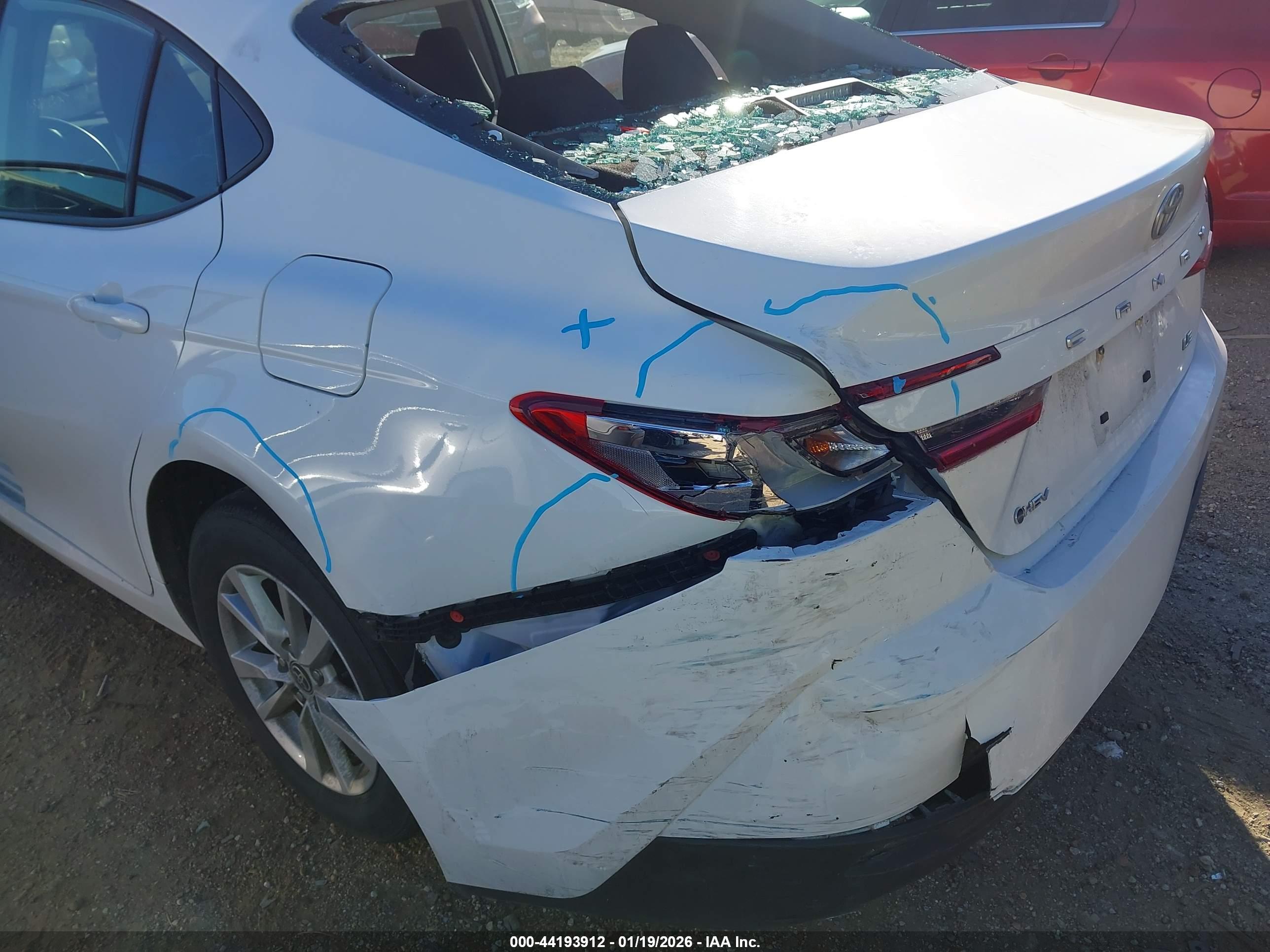 TOYOTA CAMRY image 6
