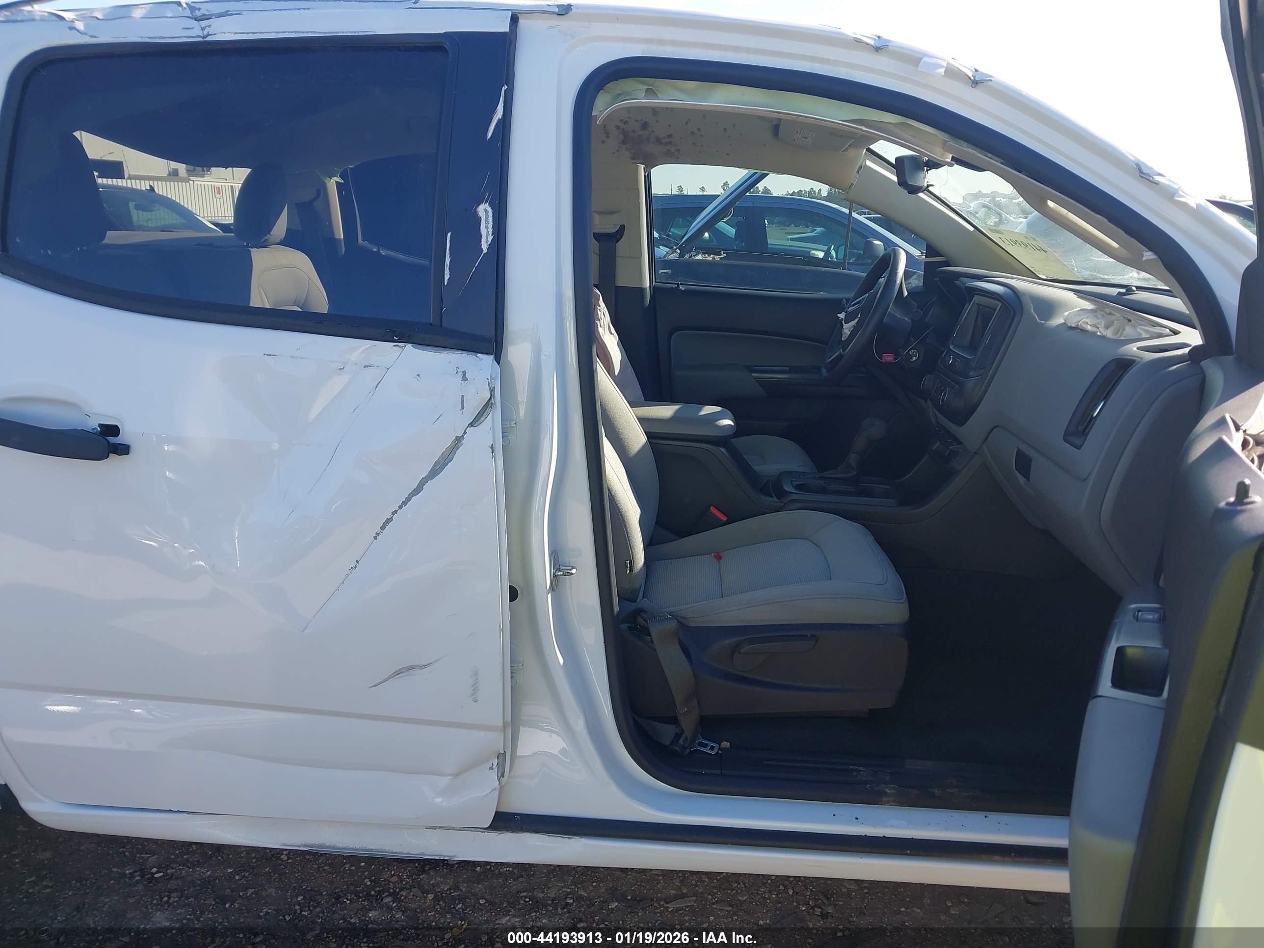 GMC CANYON image 5