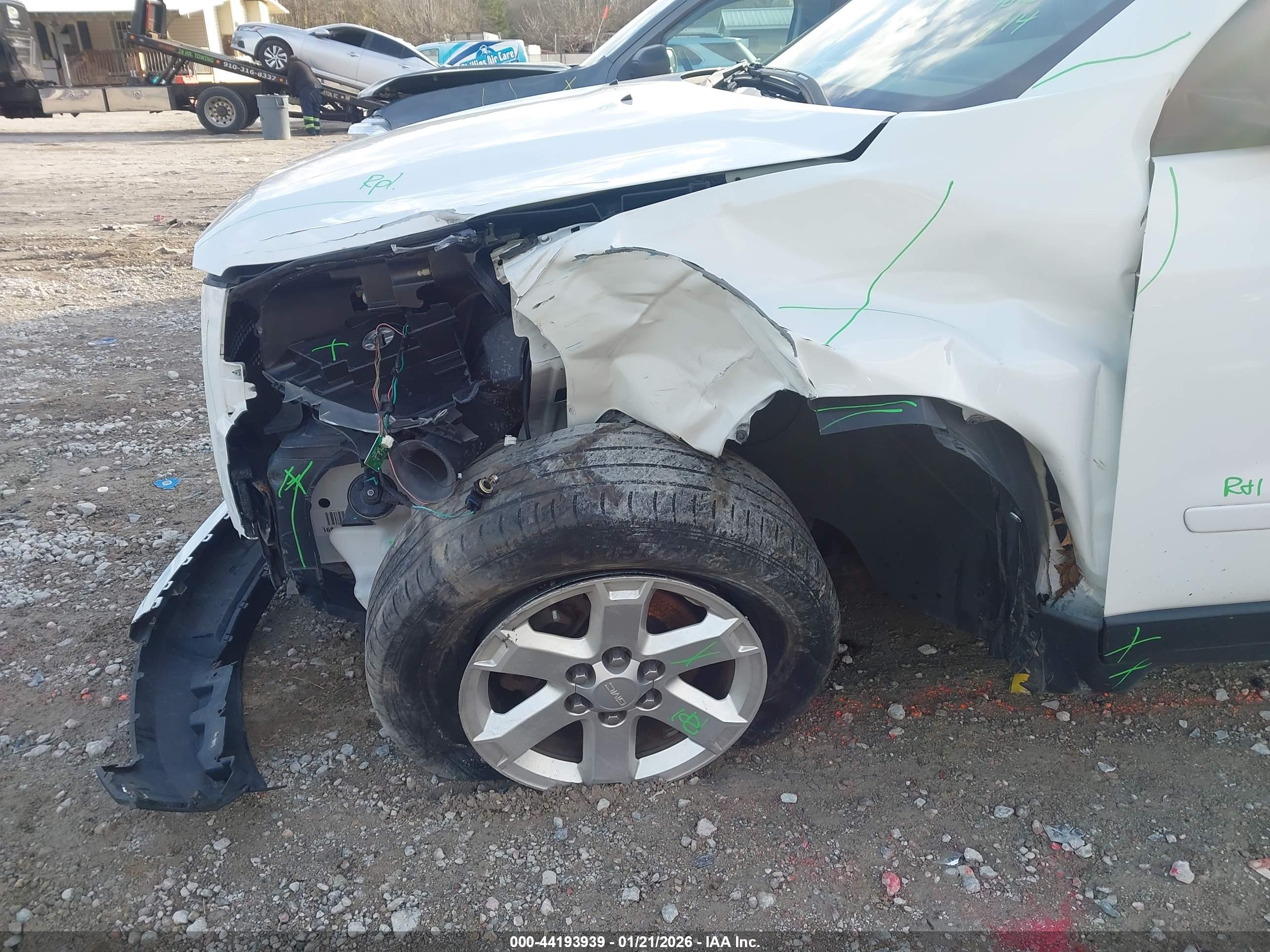 GMC ACADIA image 6