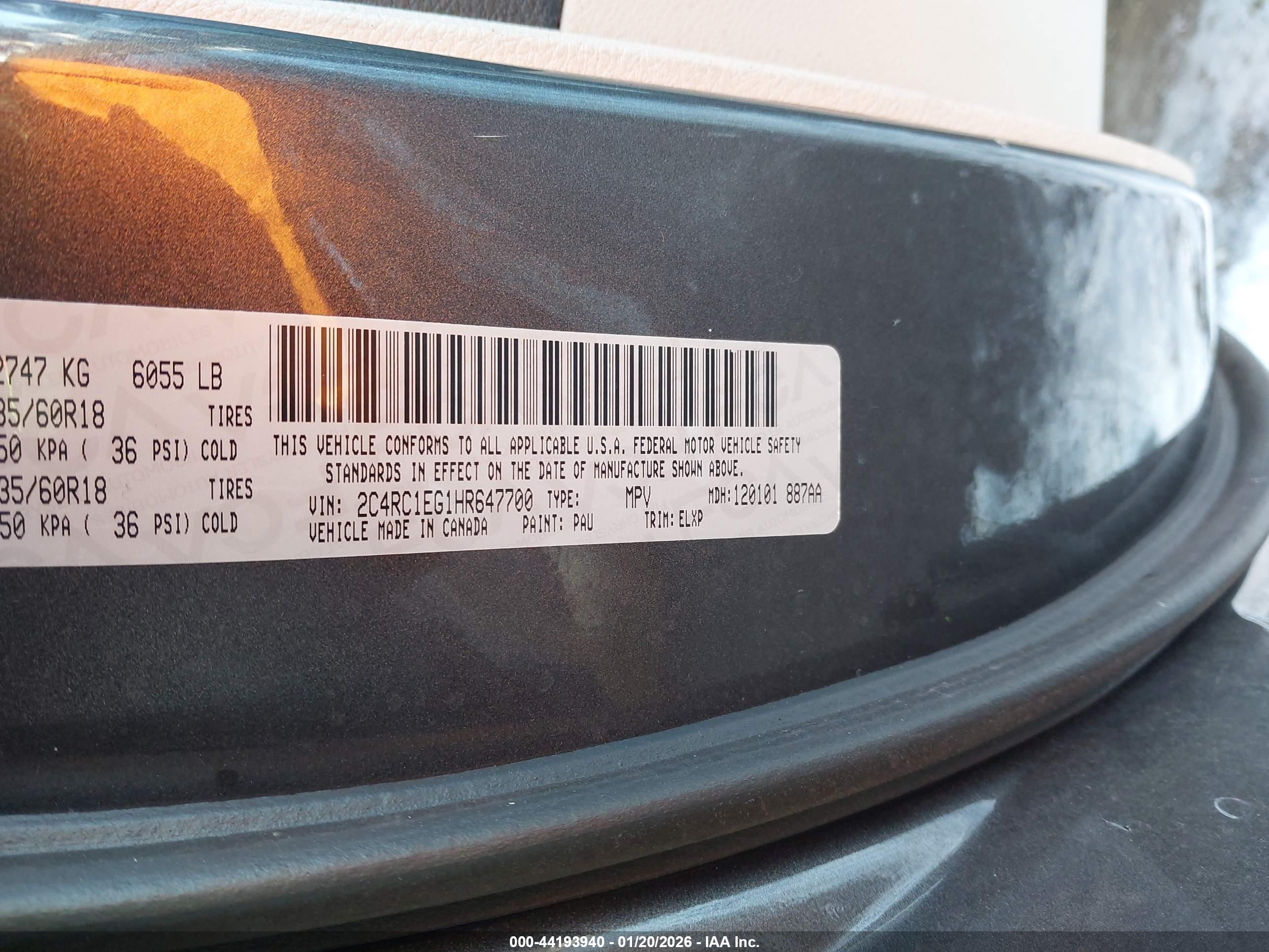 CHRYSLER PACIFICA image 9