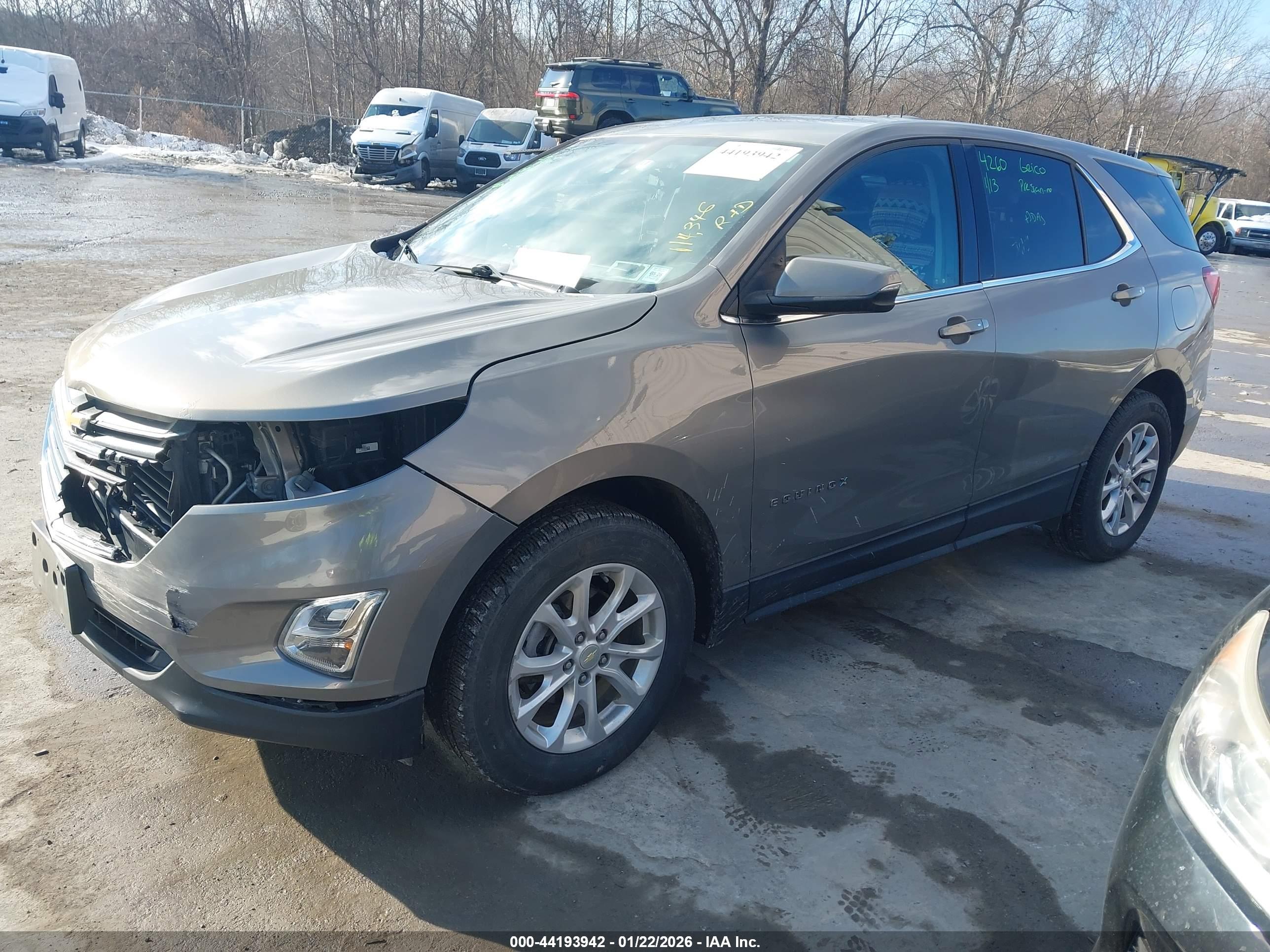 CHEVROLET EQUINOX image 2