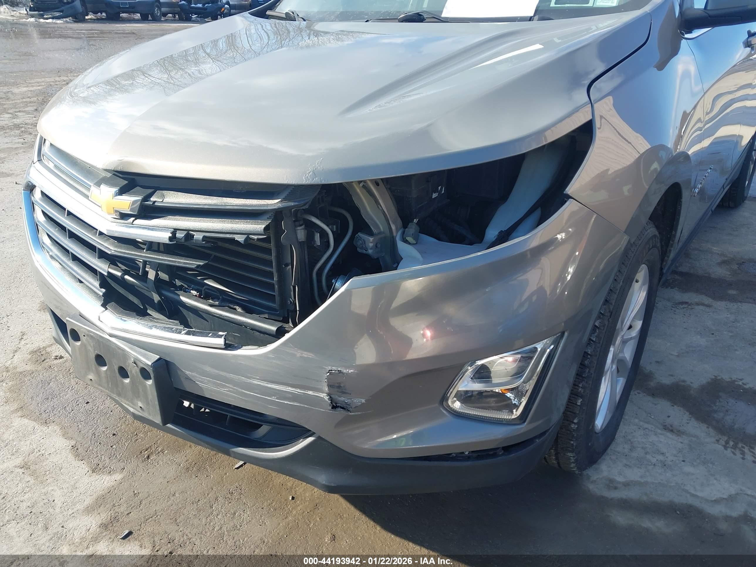 CHEVROLET EQUINOX image 6