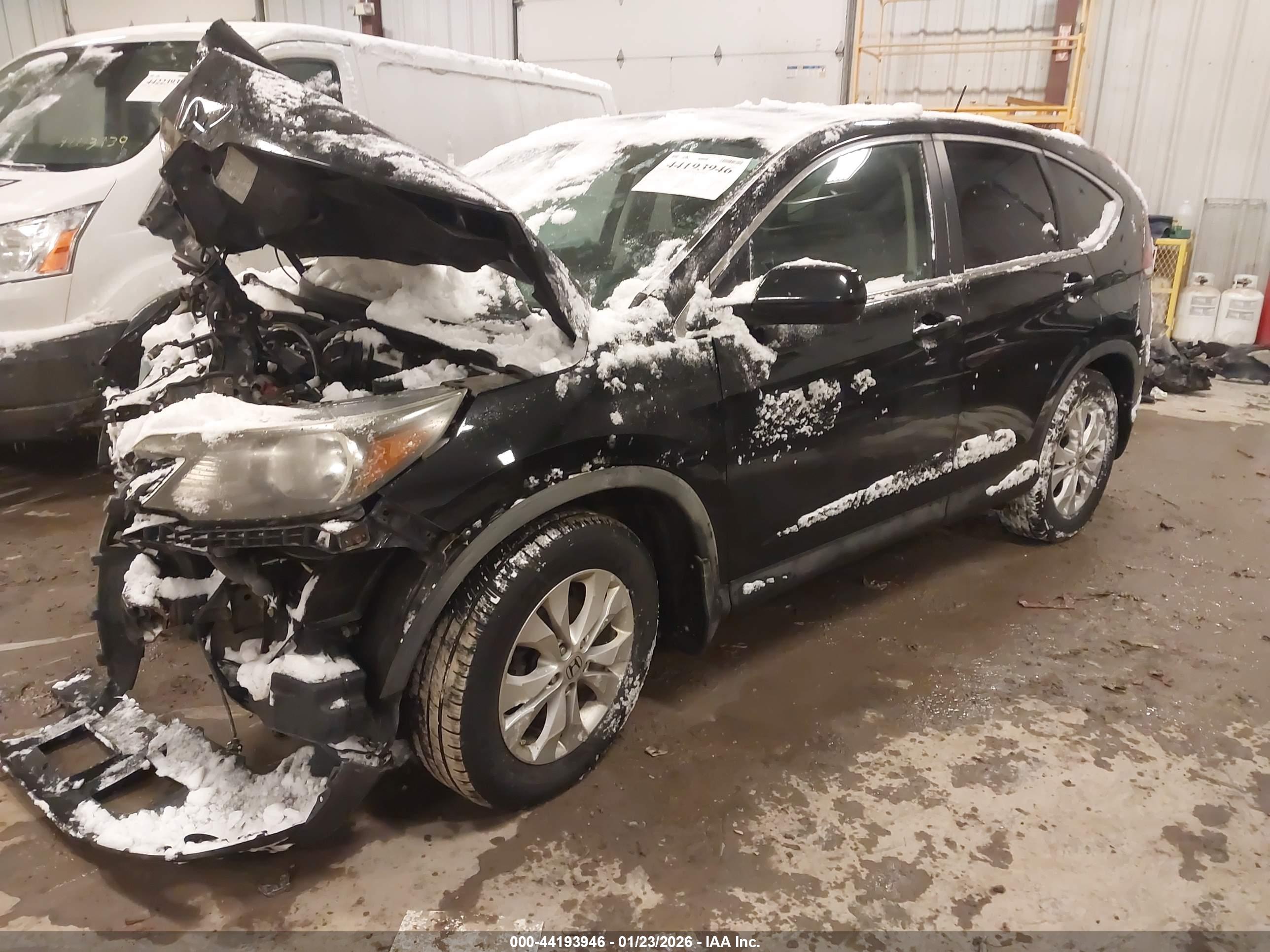 HONDA CR-V image 2