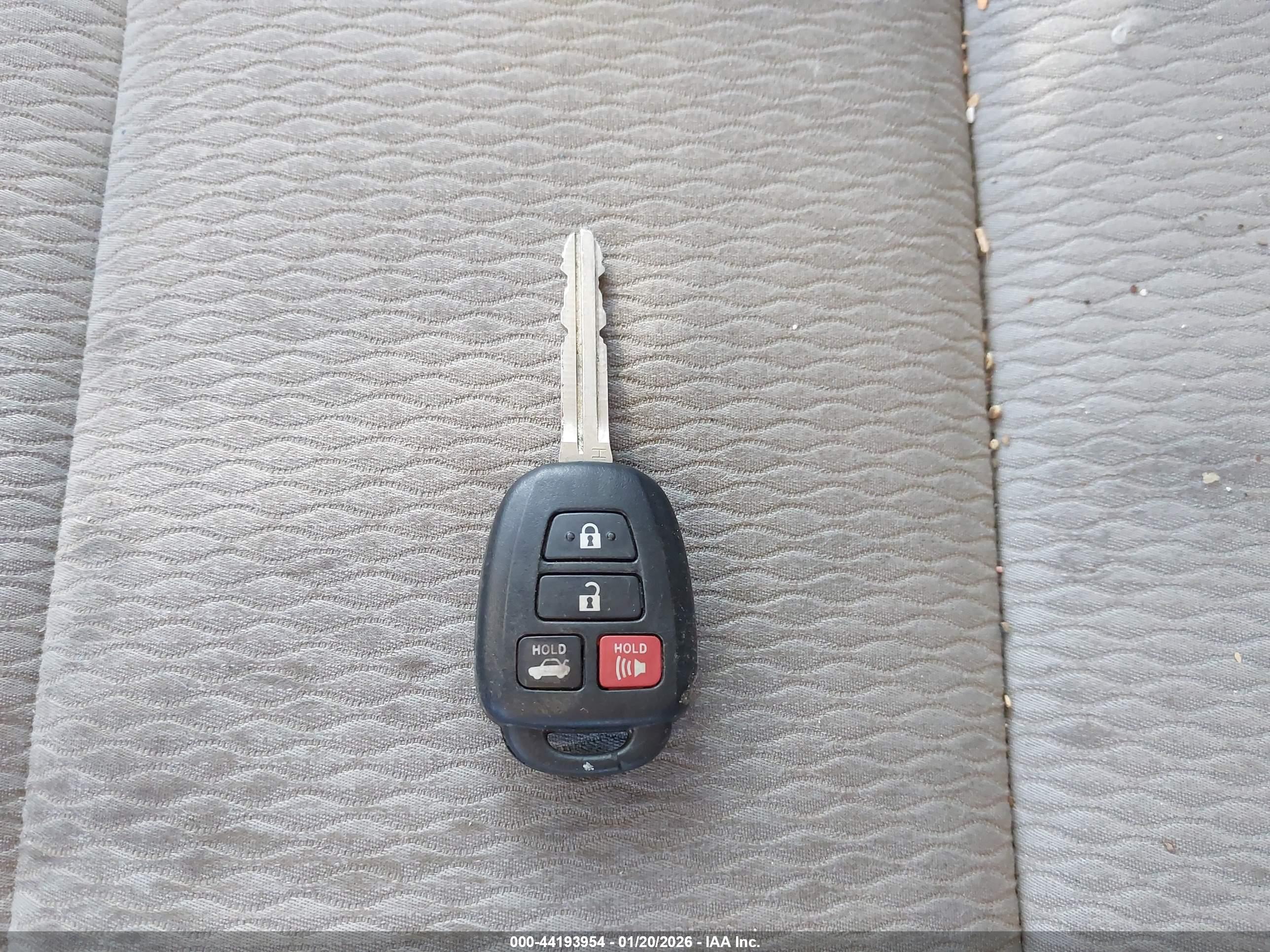 TOYOTA COROLLA image 11