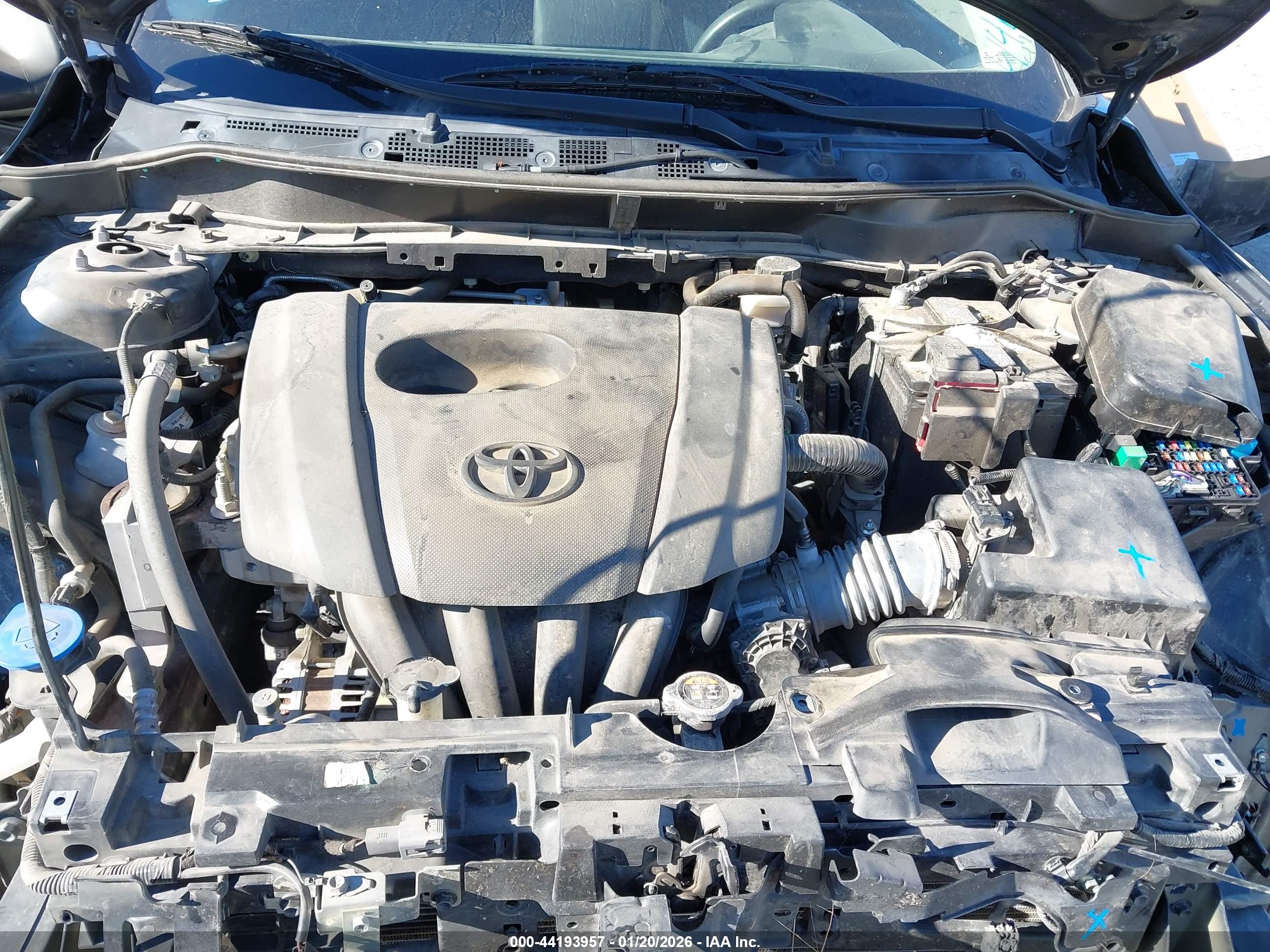 TOYOTA YARIS image 10