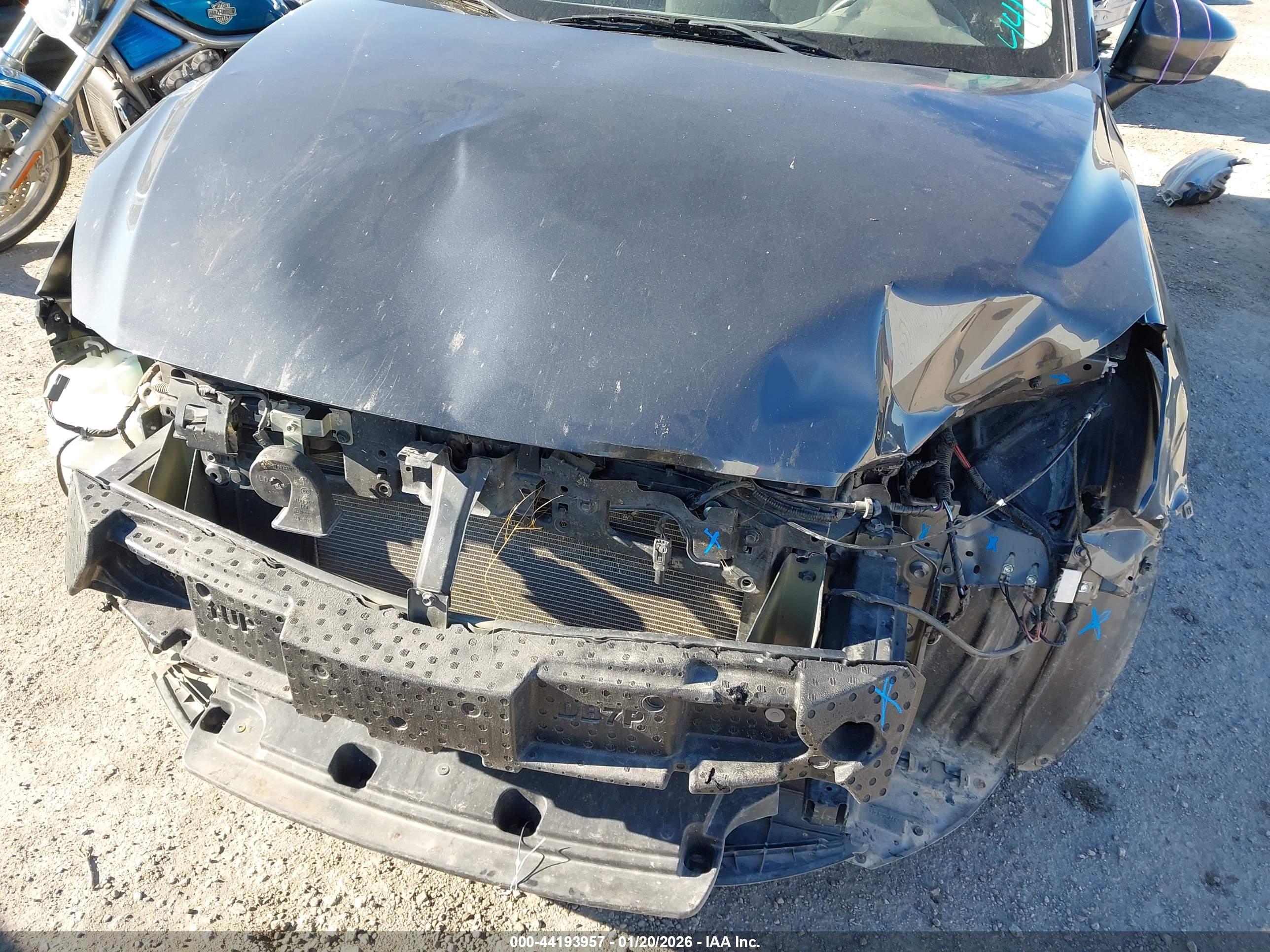 TOYOTA YARIS image 6