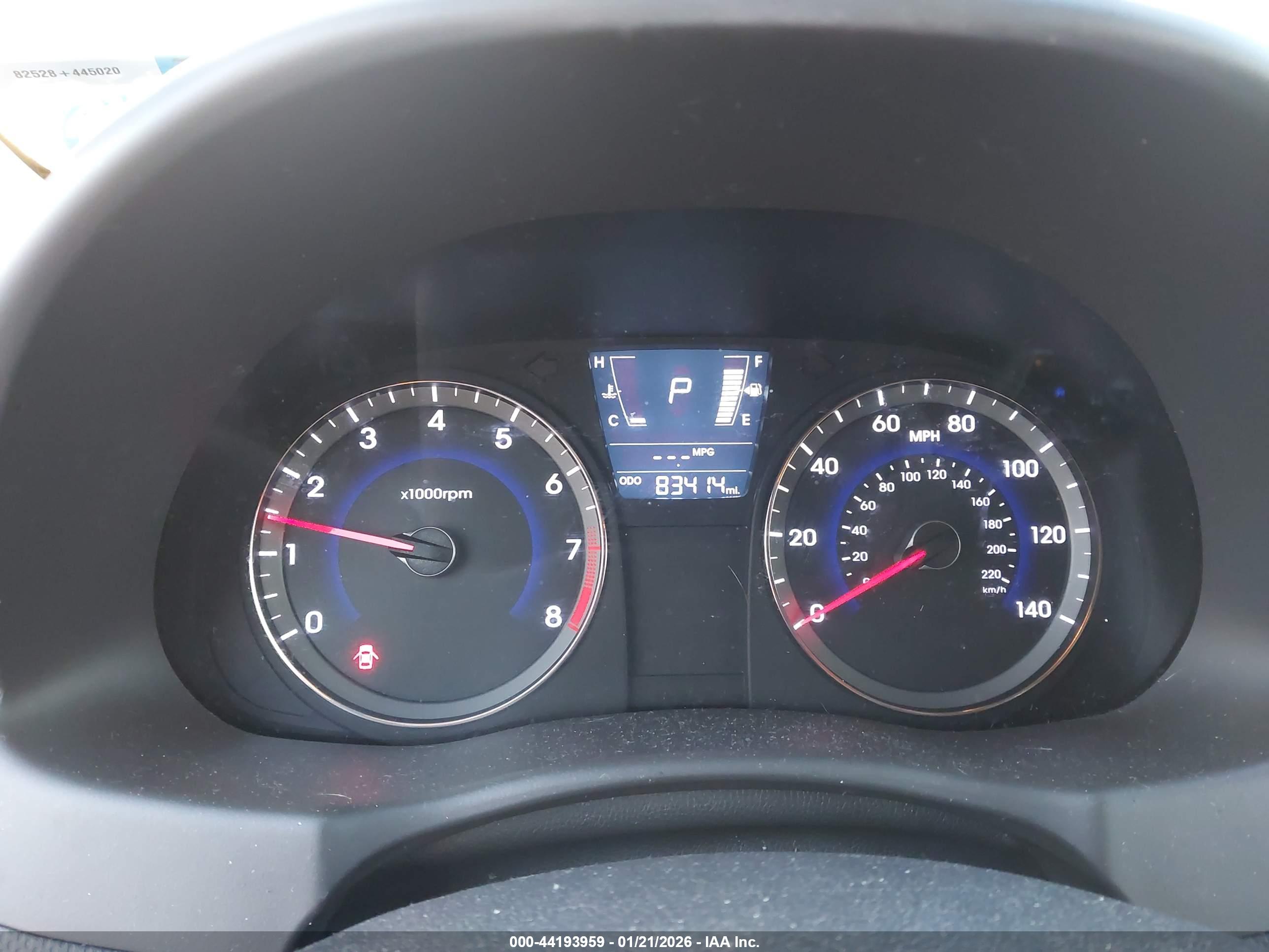 HYUNDAI ACCENT image 7