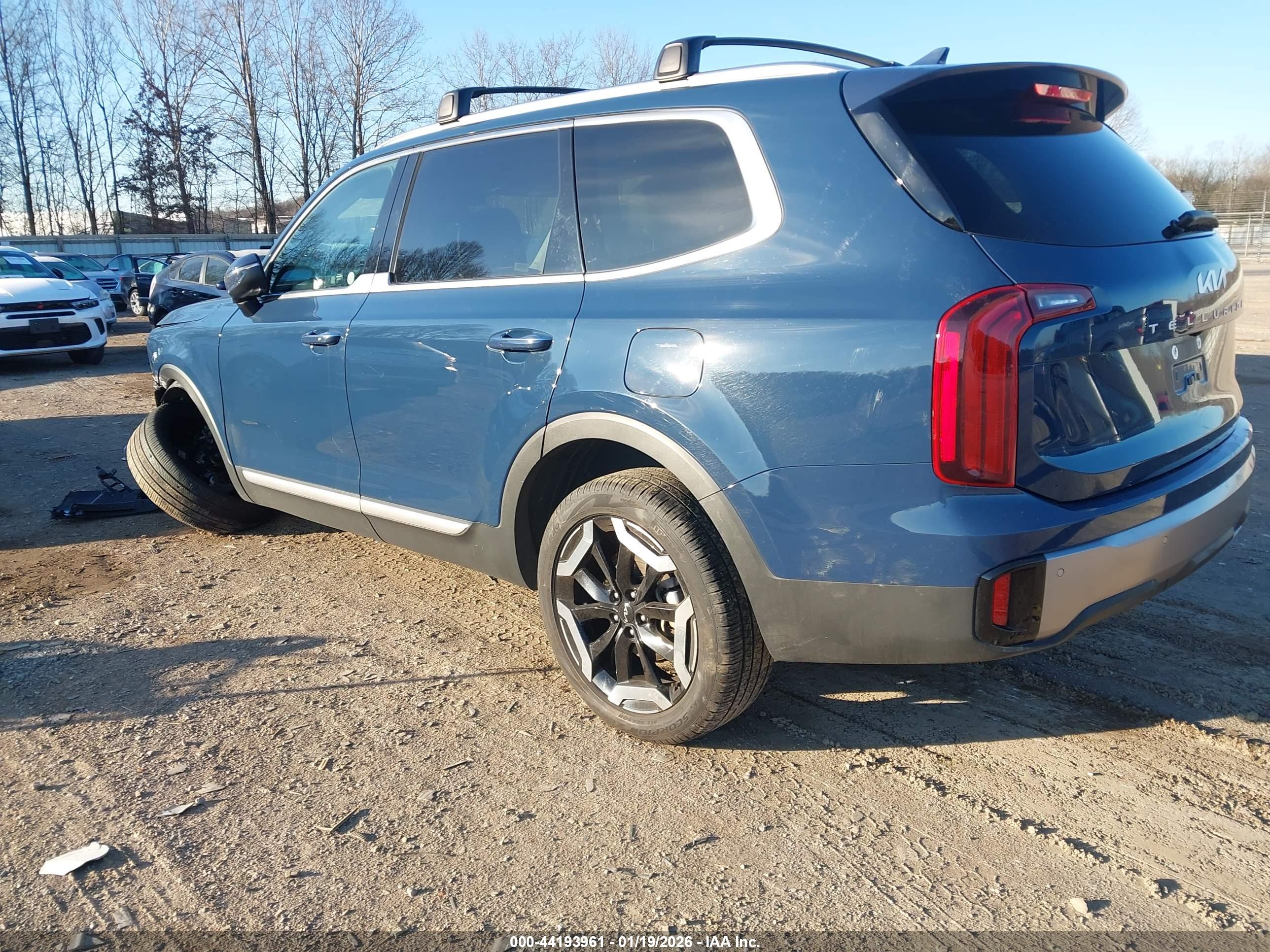 KIA TELLURIDE image 3