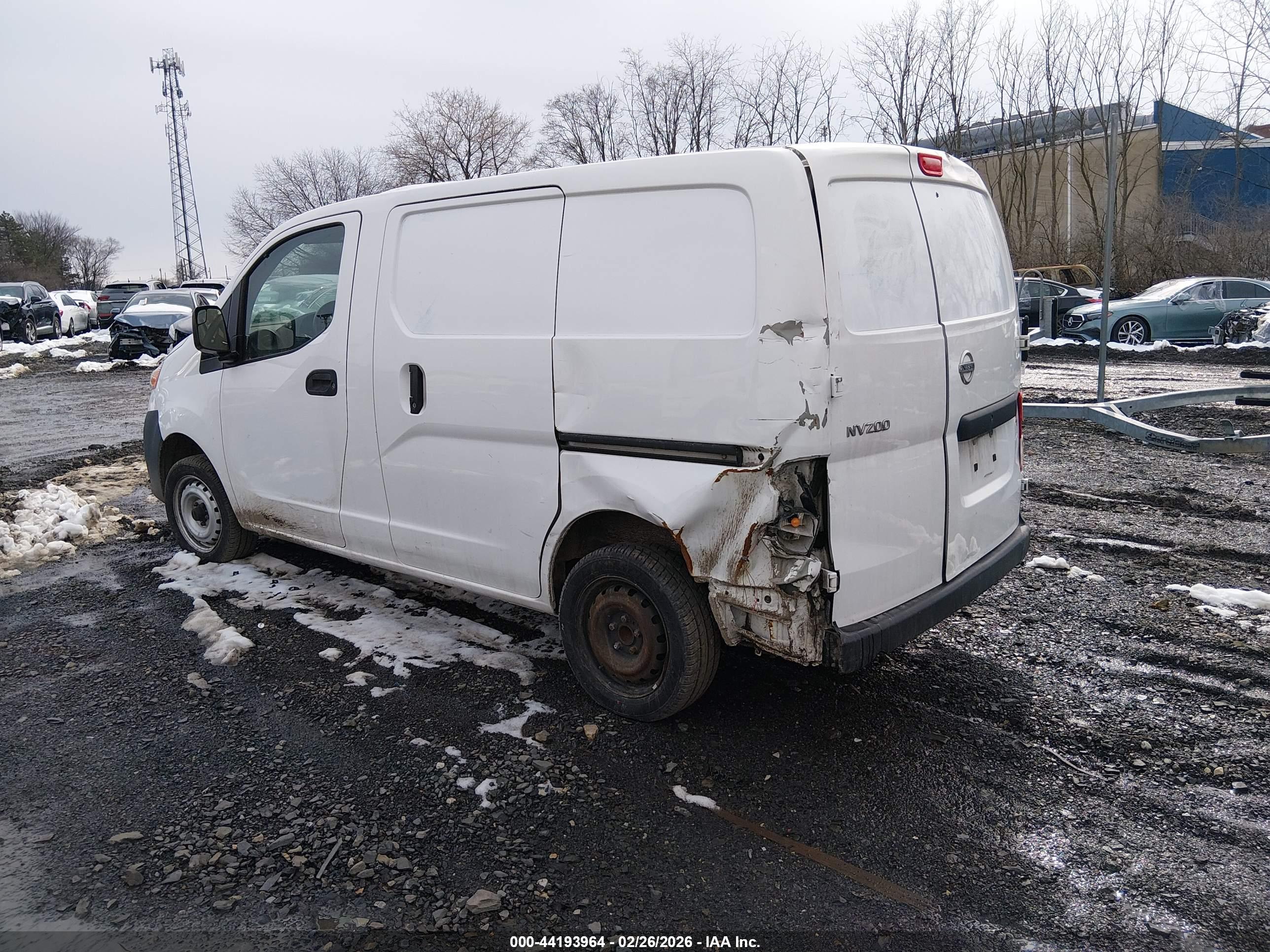 NISSAN NV200 image 3