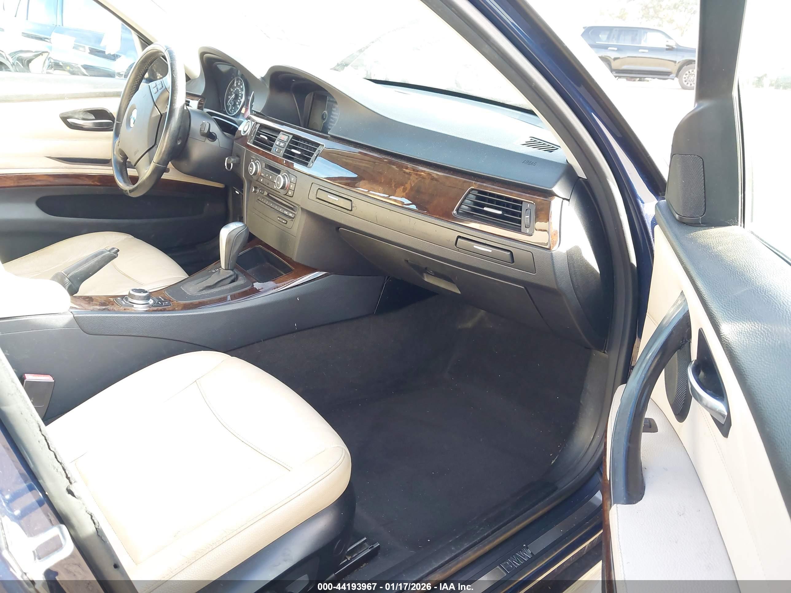 BMW 328I image 5