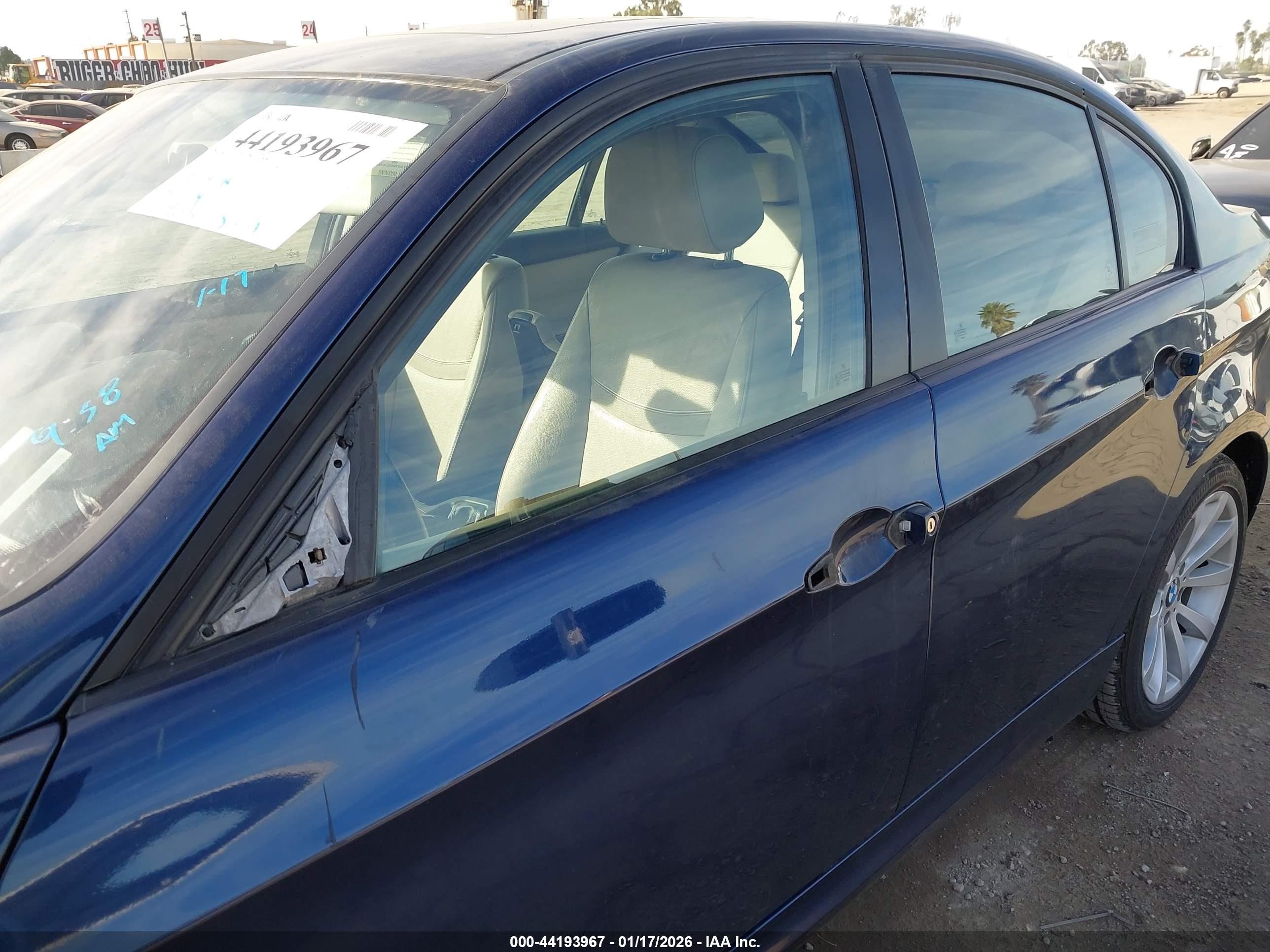 BMW 328I image 6