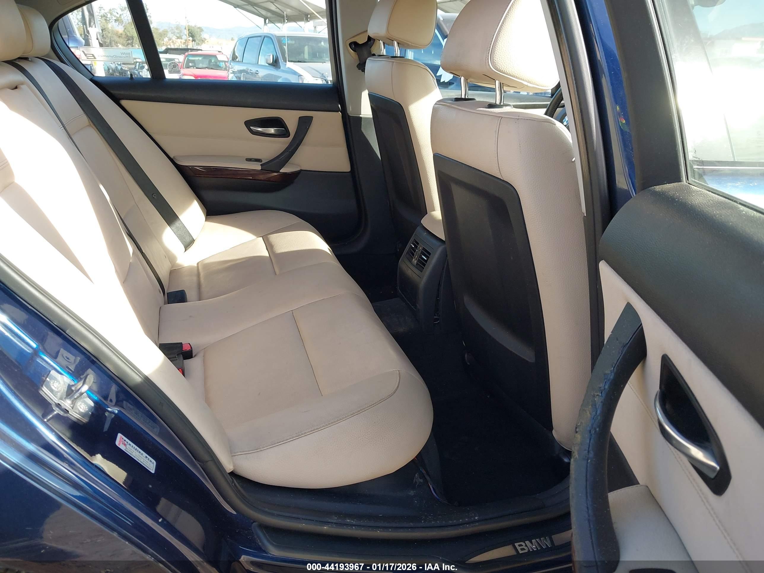 BMW 328I image 8