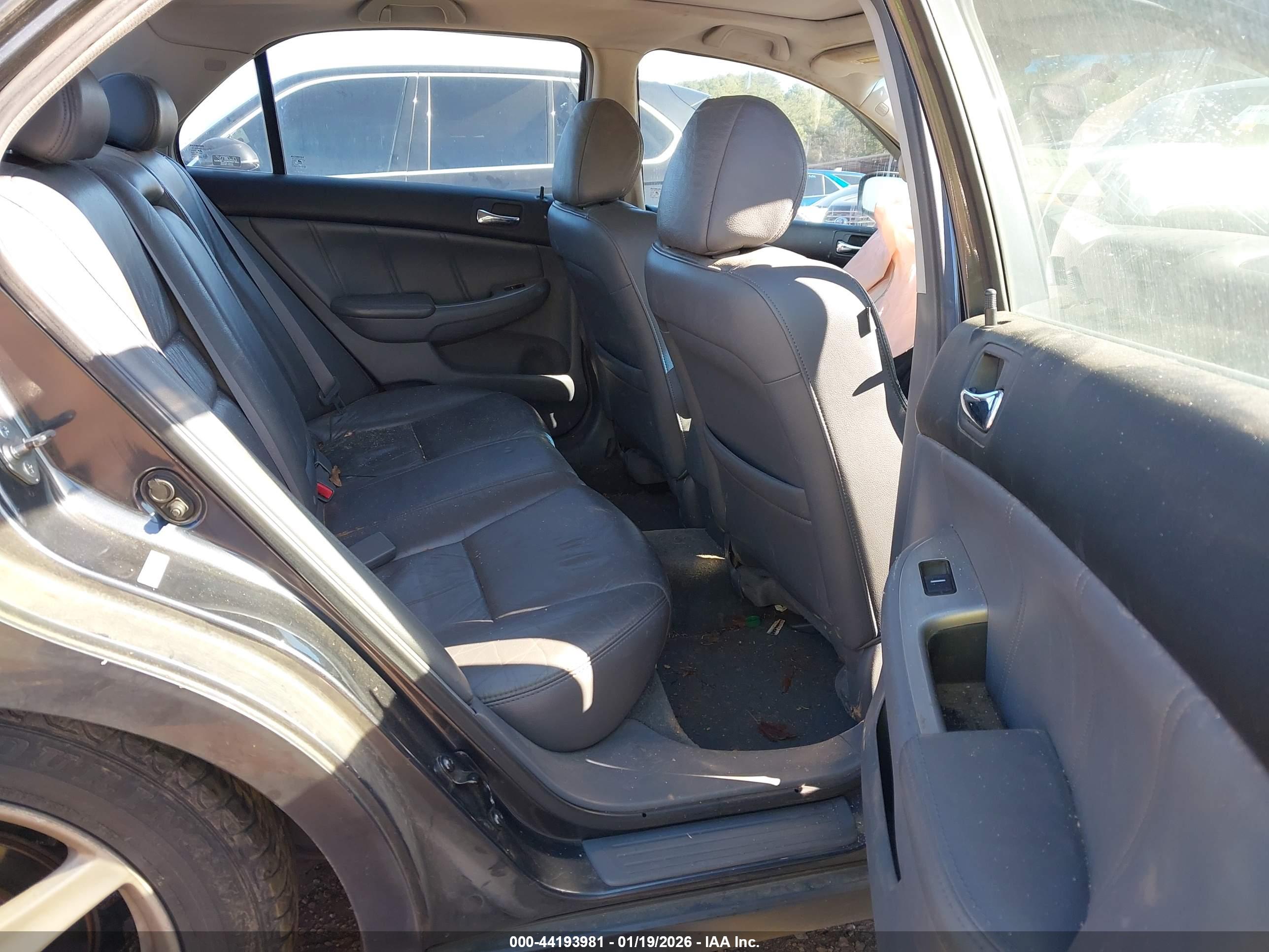 HONDA ACCORD image 8