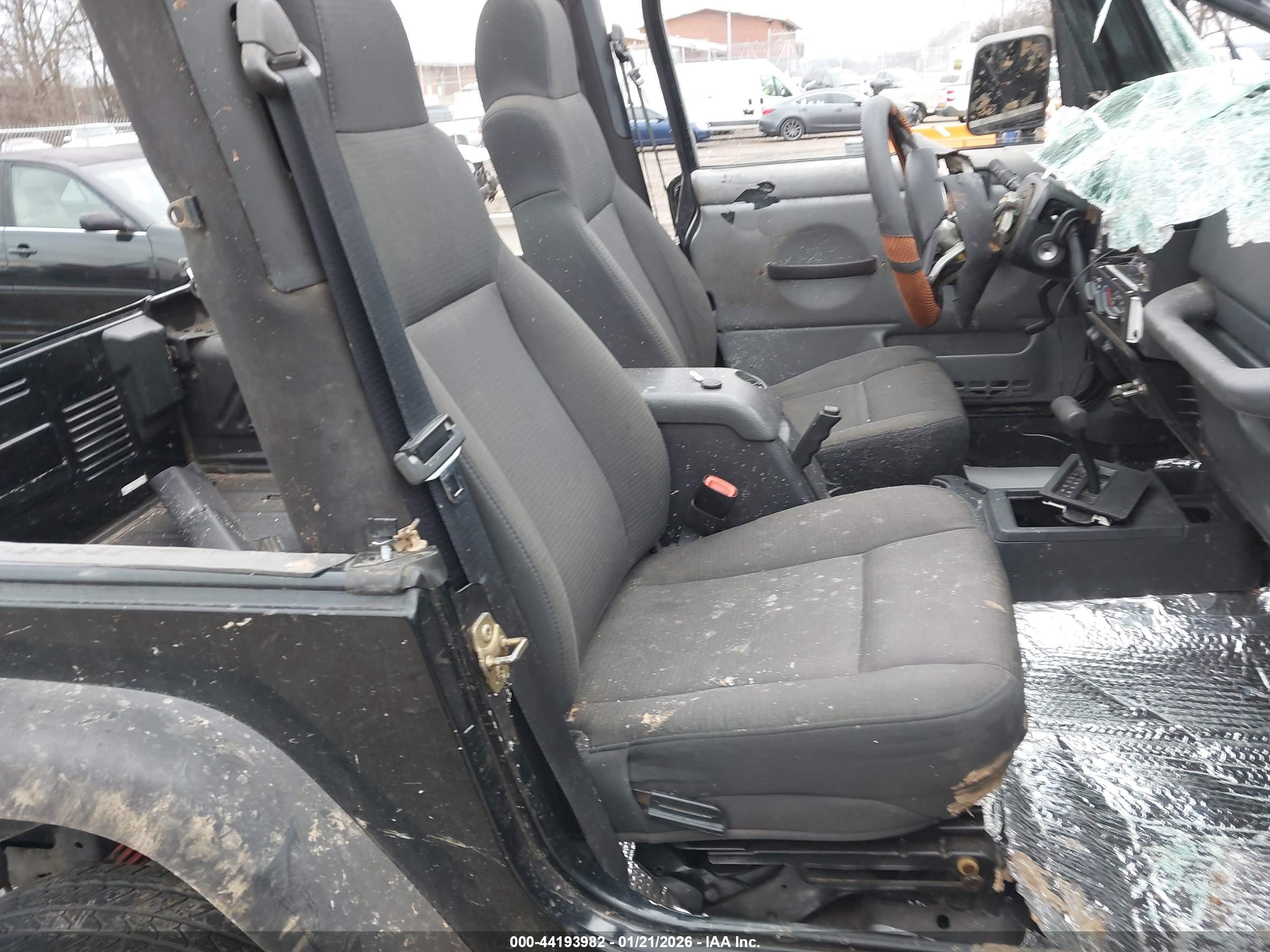 JEEP WRANGLER image 8