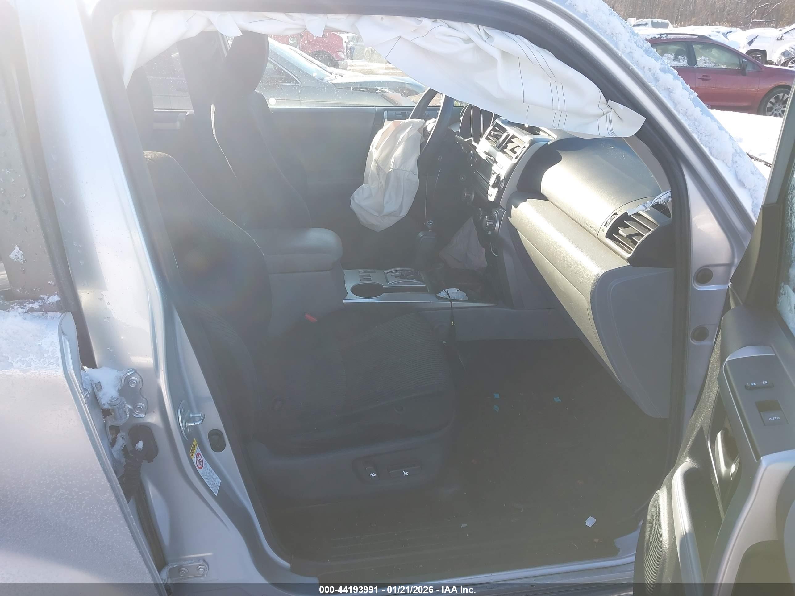 TOYOTA 4RUNNER image 5