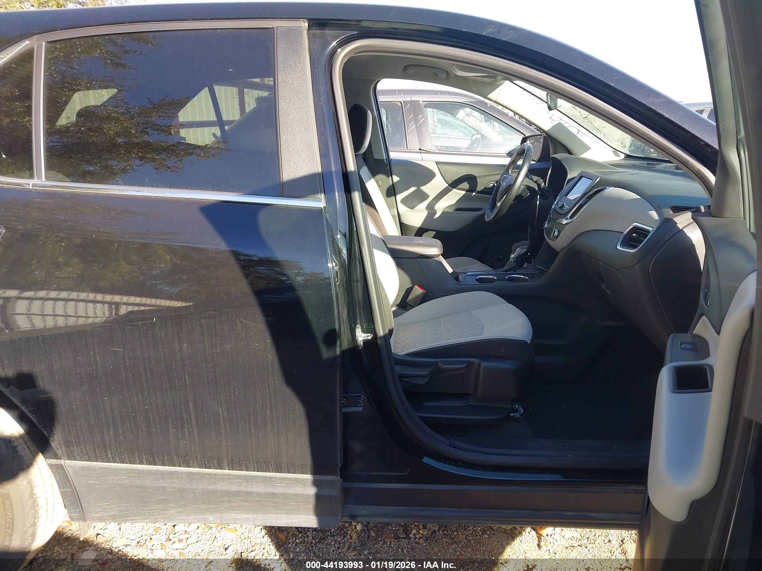 CHEVROLET EQUINOX image 5
