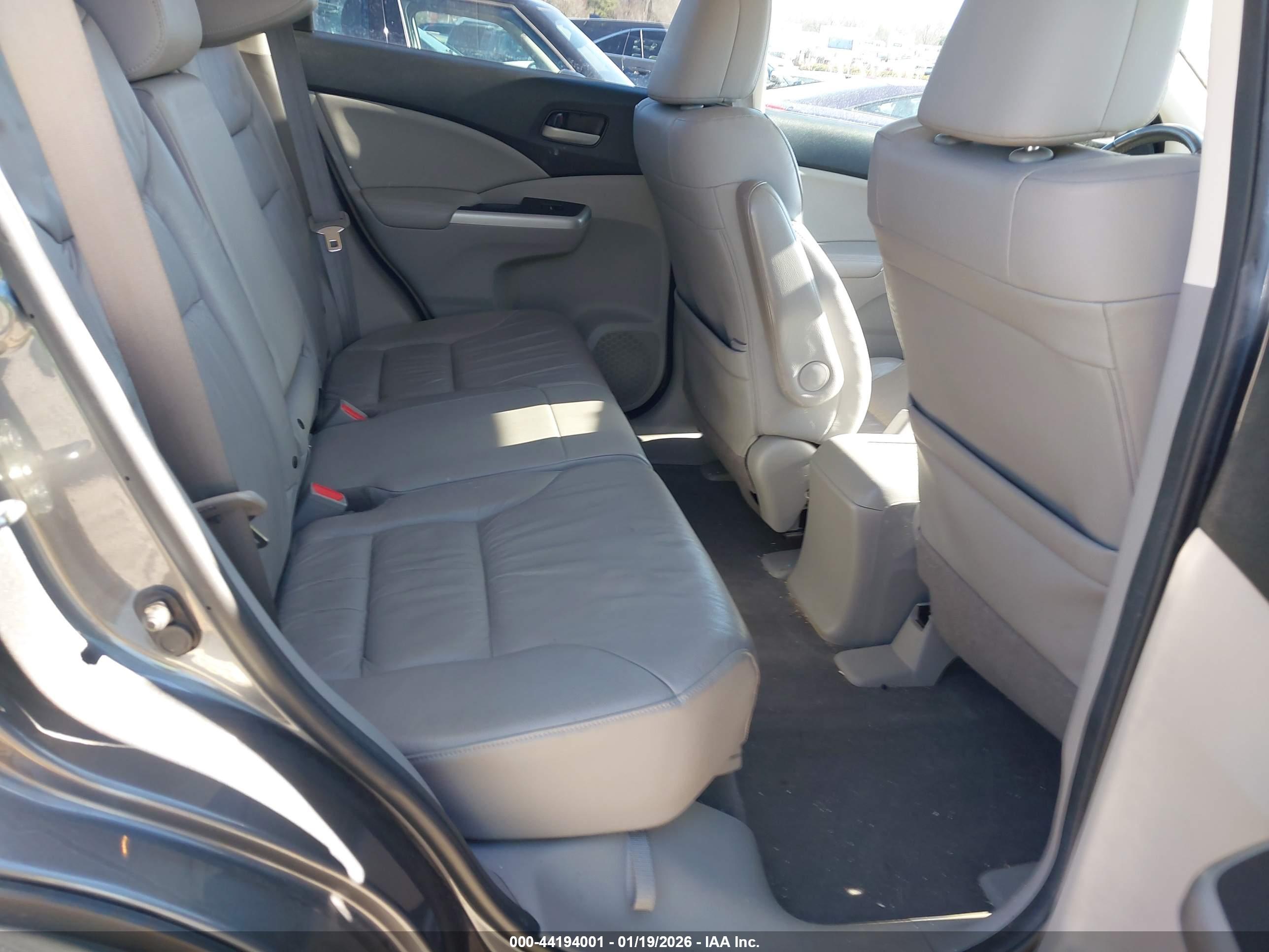 HONDA CR-V image 8