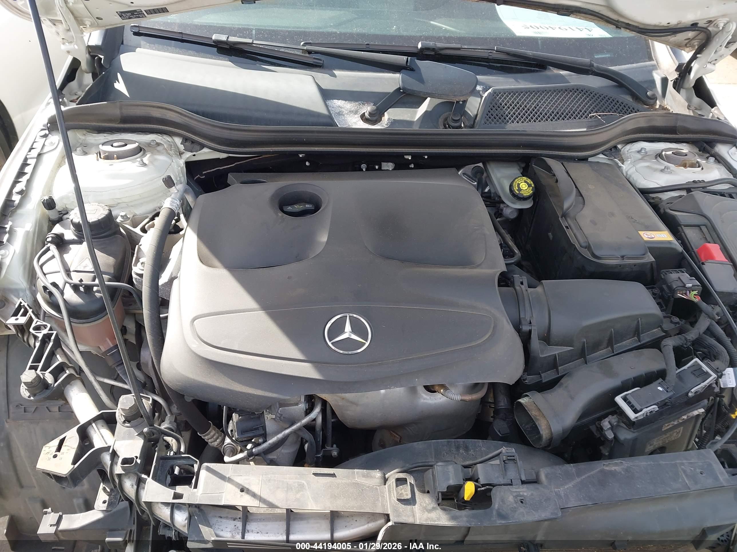 MERCEDES-BENZ CLA image 10