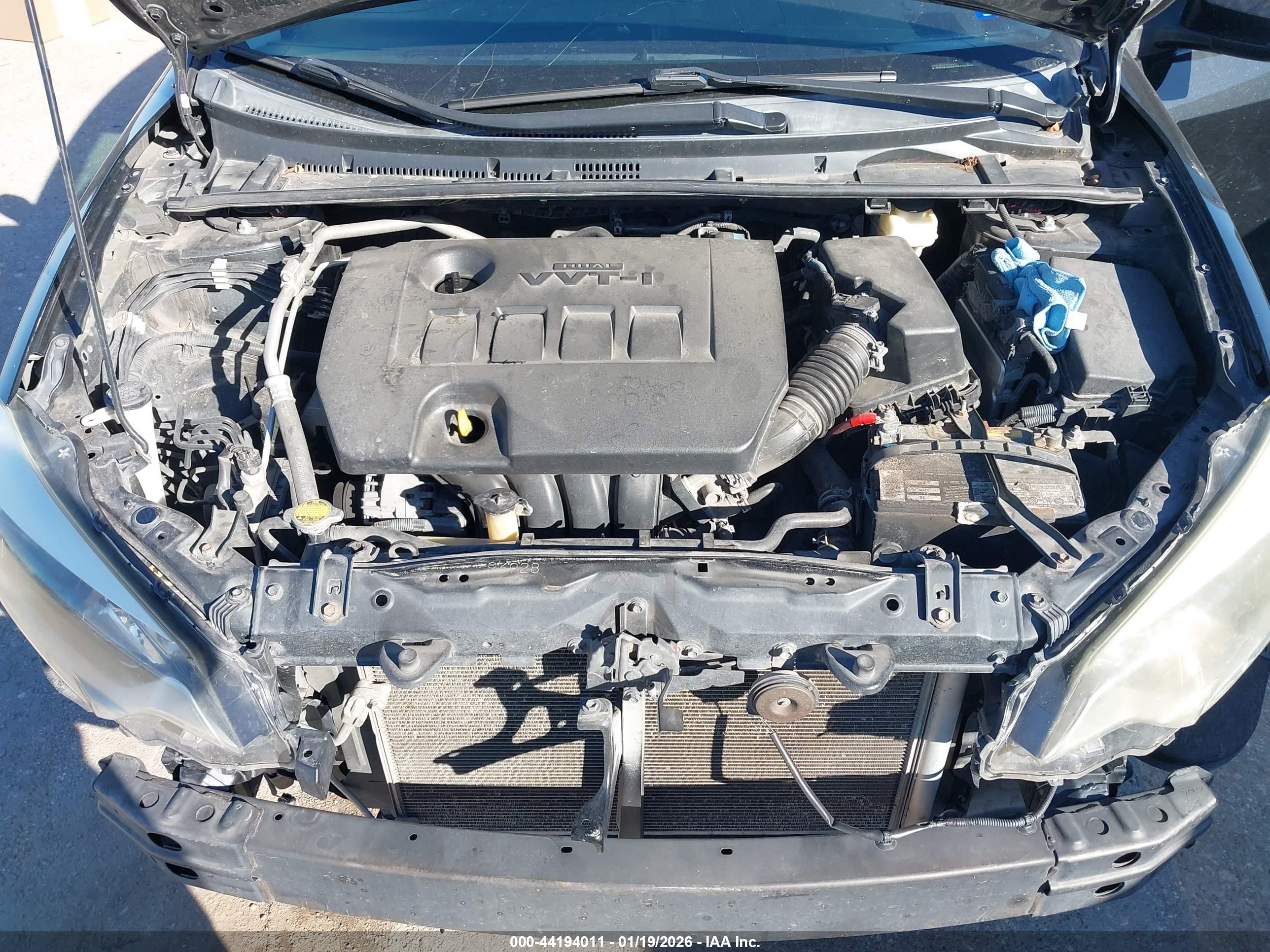 TOYOTA COROLLA image 10