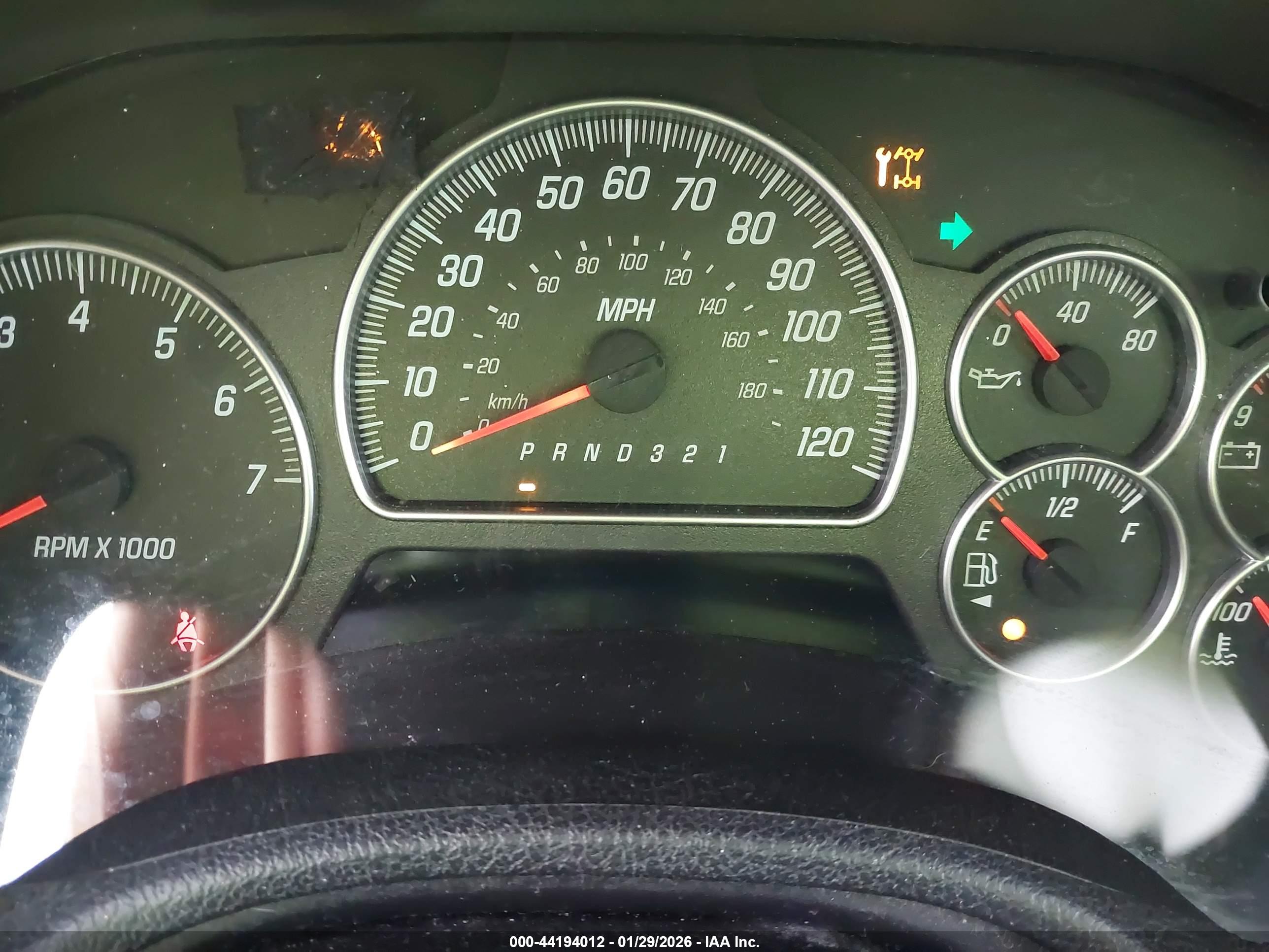 GMC ENVOY image 7