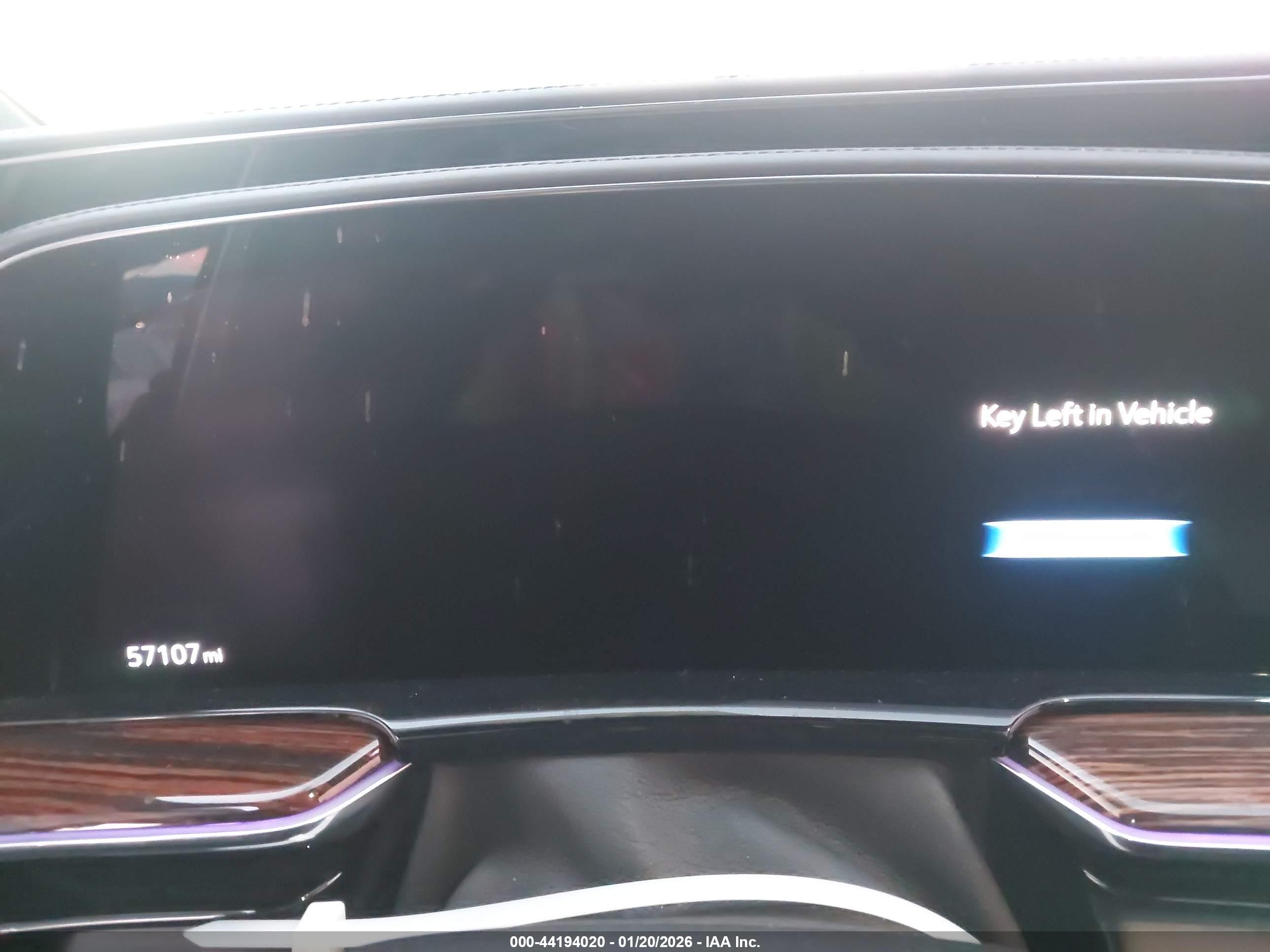 CADILLAC ESCALADE image 7