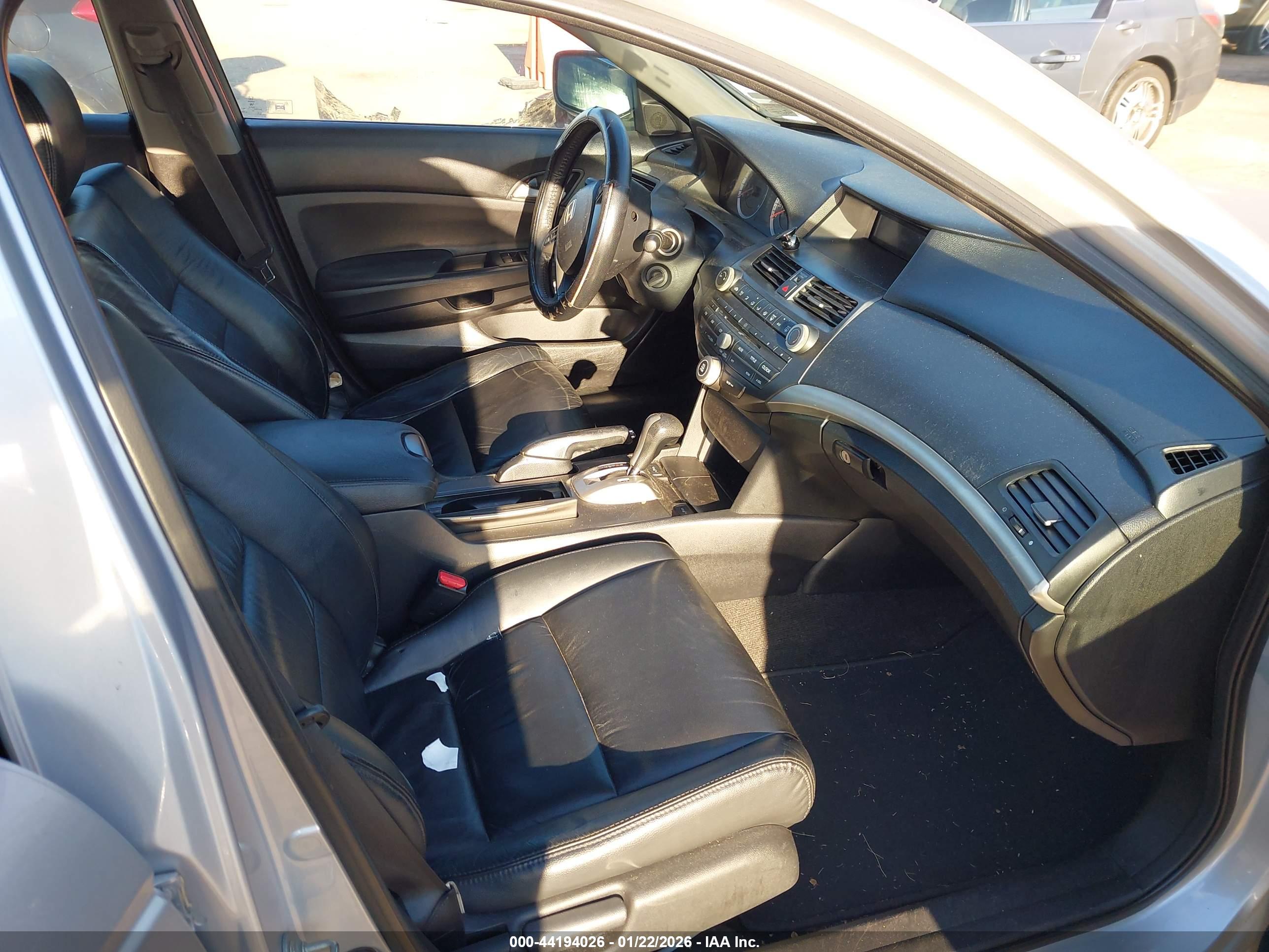 HONDA ACCORD image 5