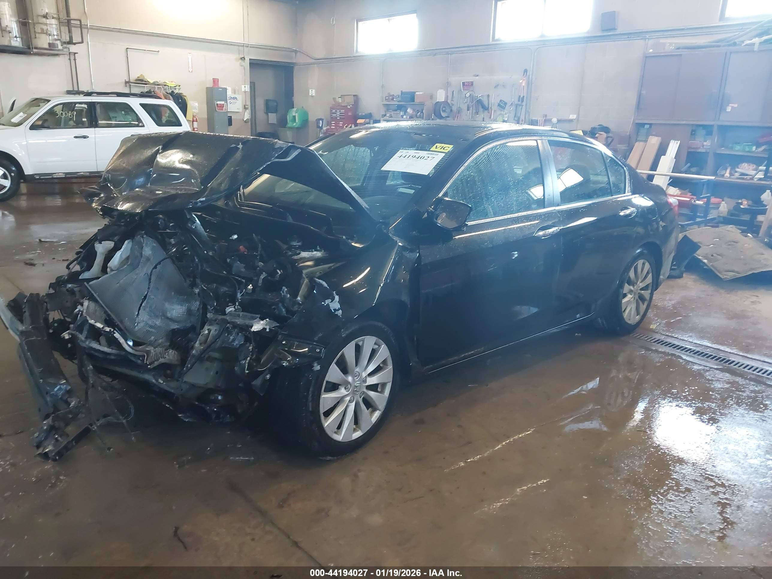 HONDA ACCORD image 2