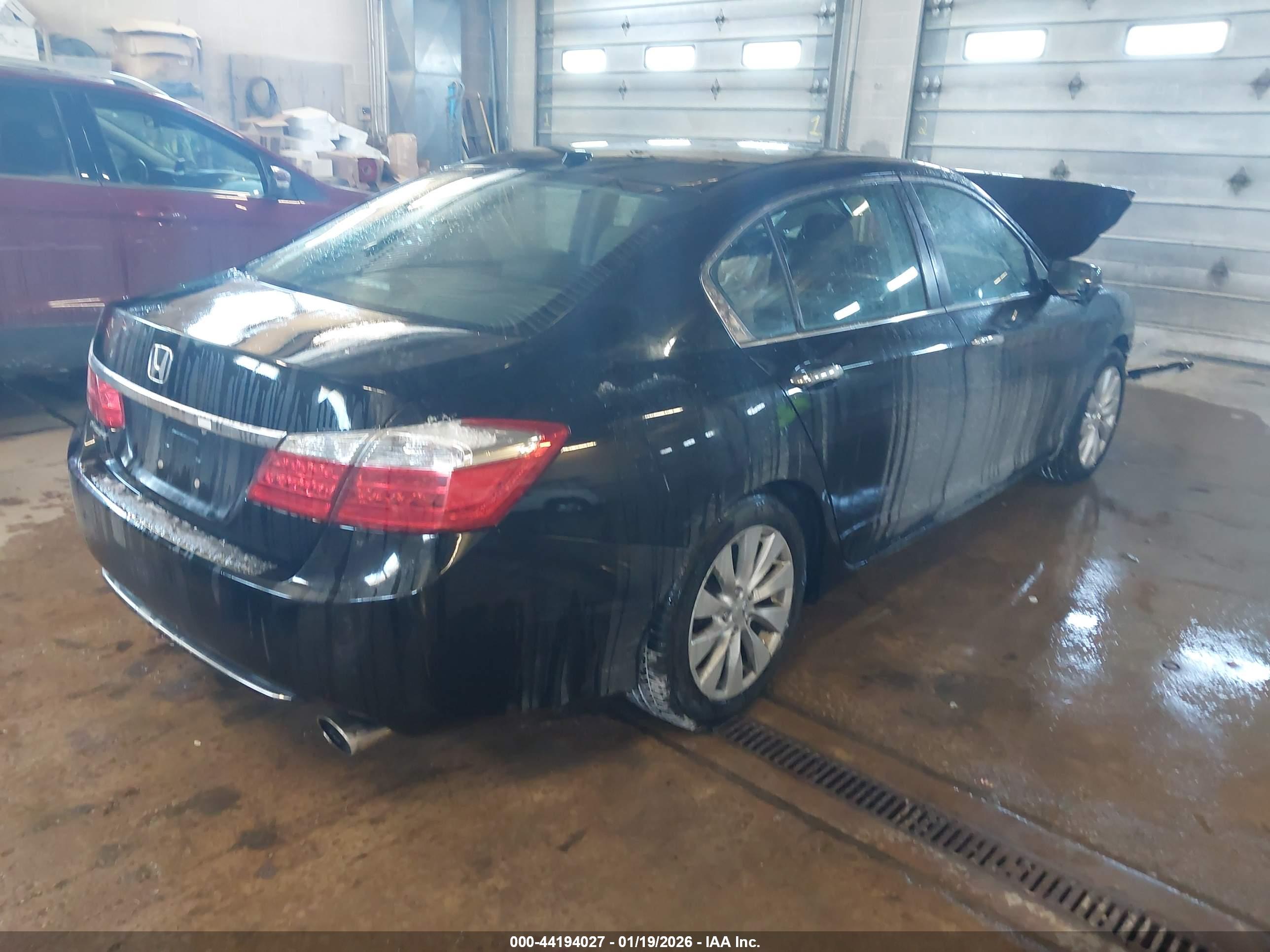 HONDA ACCORD image 4