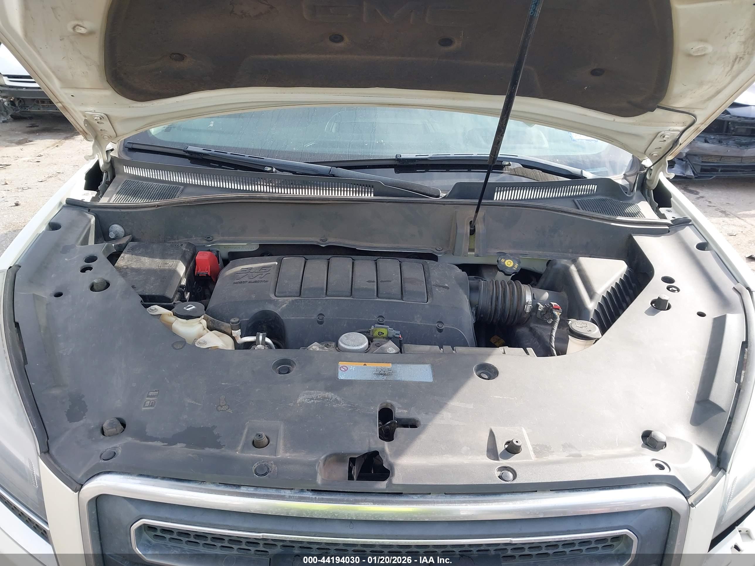 GMC ACADIA image 10