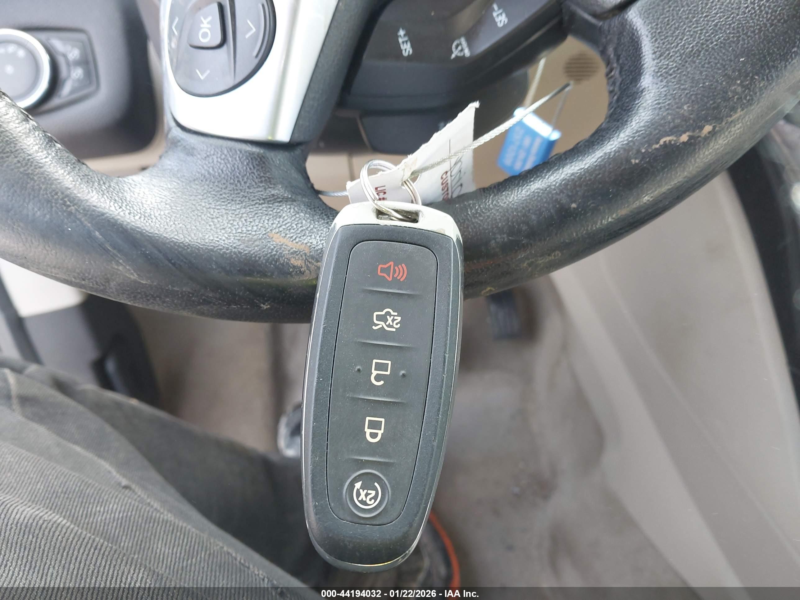 FORD ESCAPE image 11