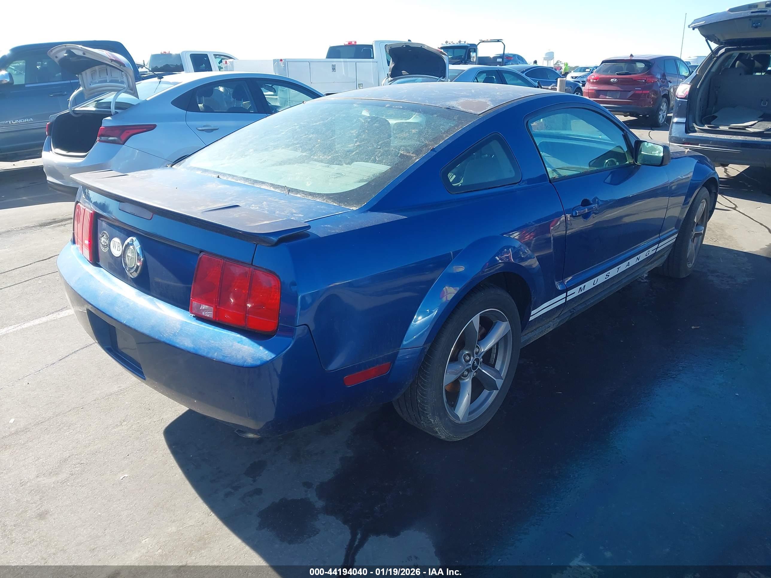 FORD MUSTANG image 4