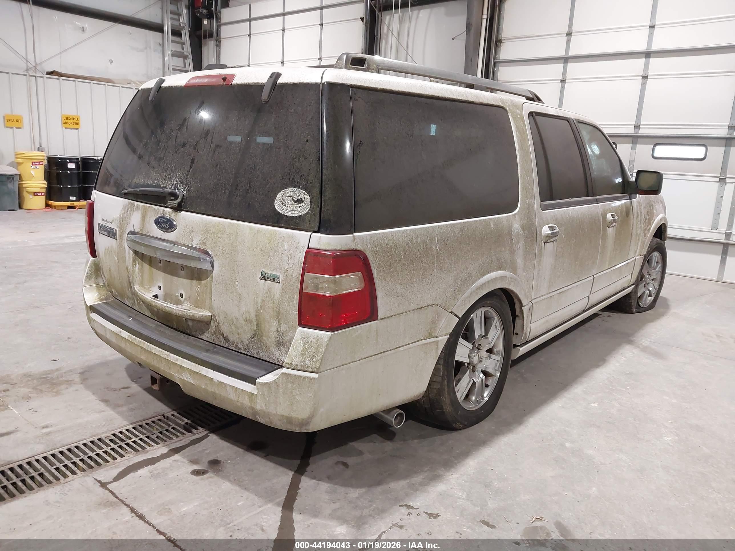 FORD EXPEDITION image 4