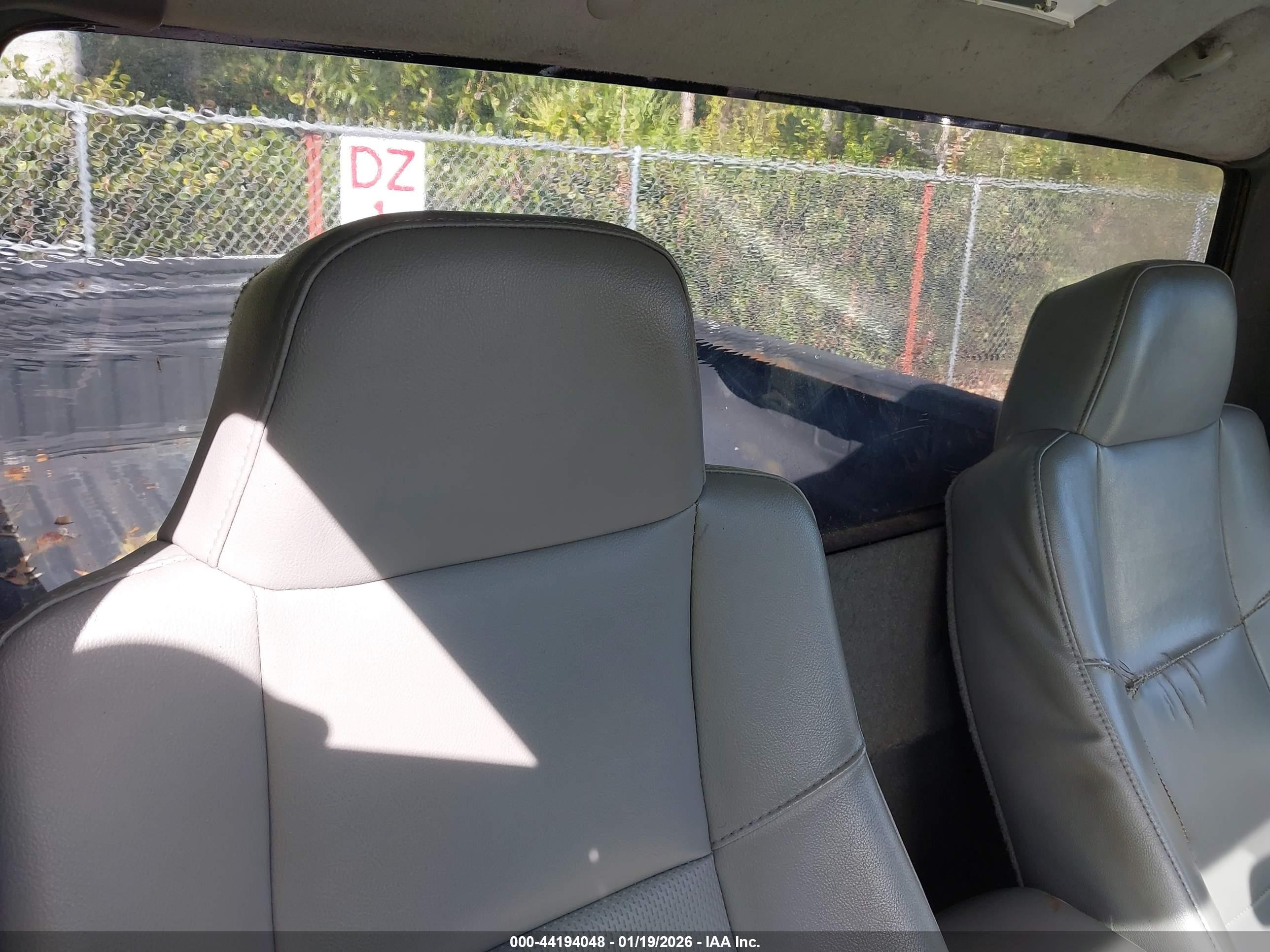 FORD RANGER image 8
