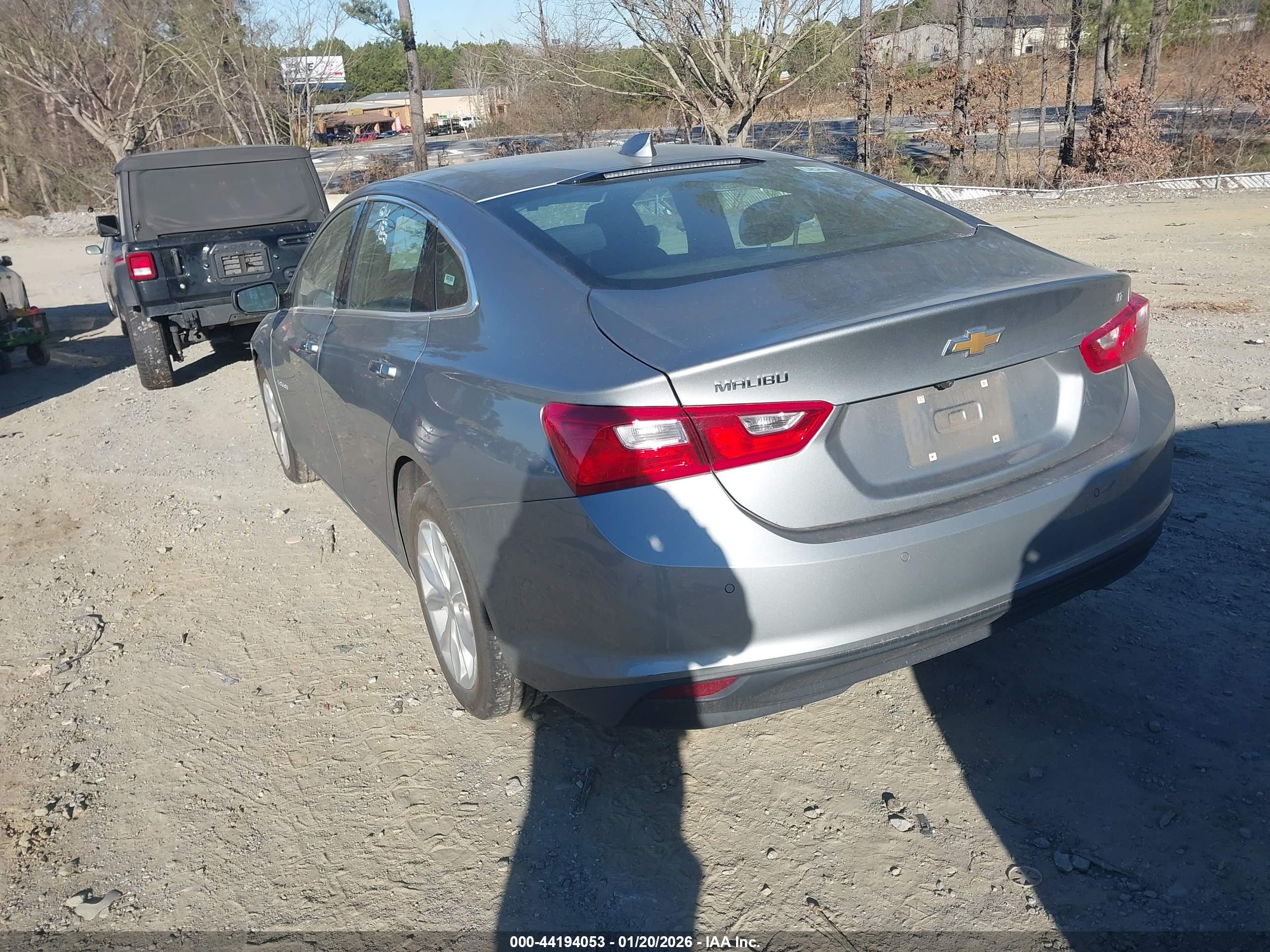 CHEVROLET MALIBU image 3