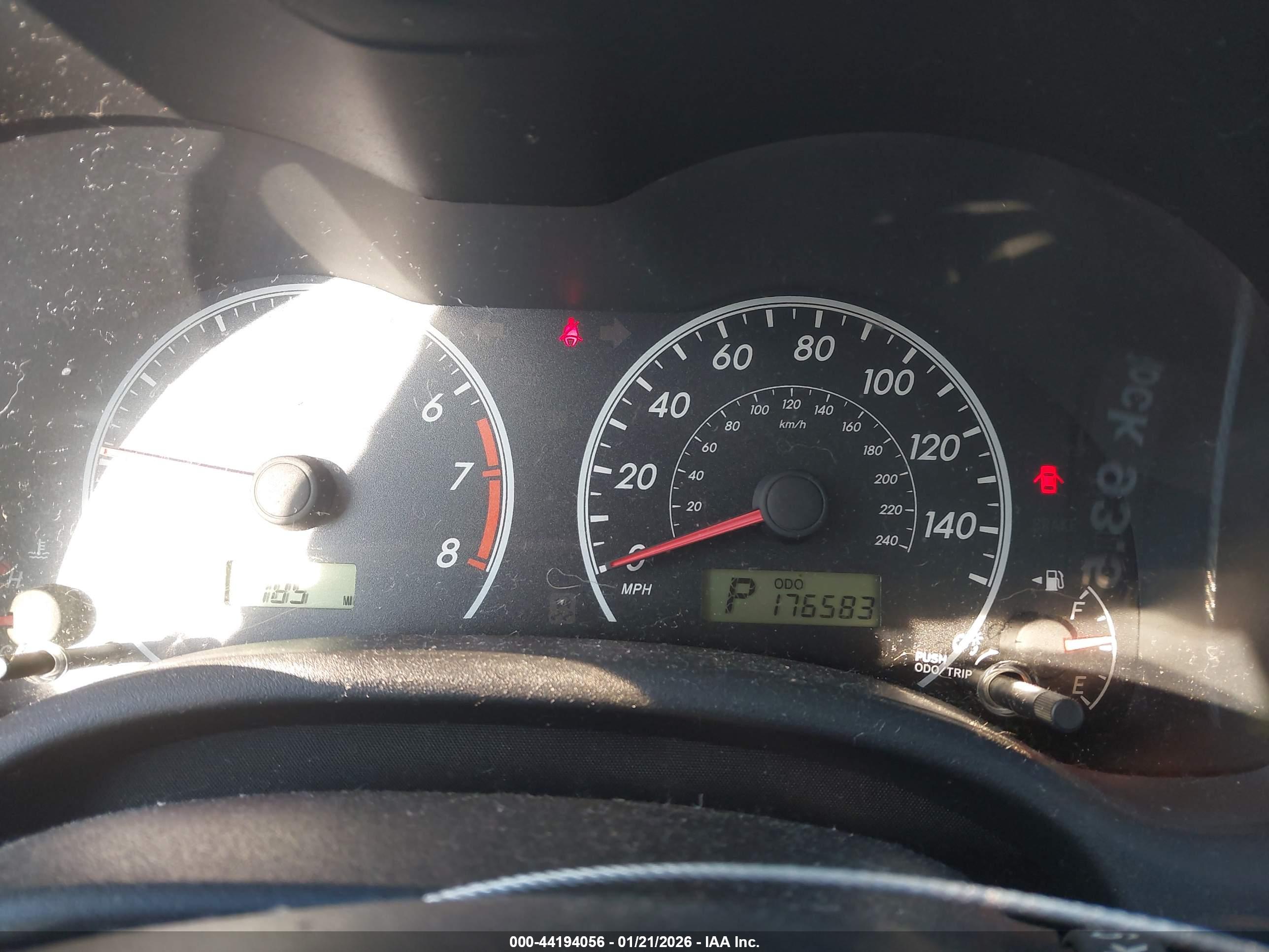 TOYOTA COROLLA image 7