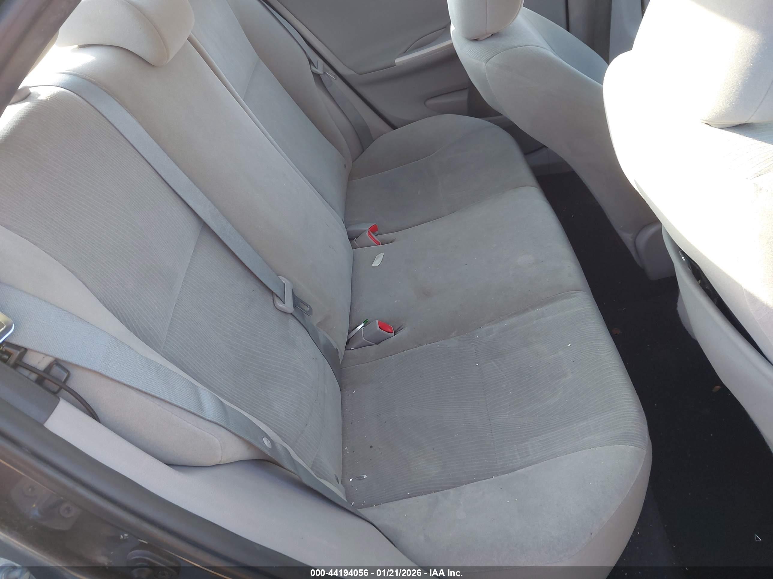 TOYOTA COROLLA image 8