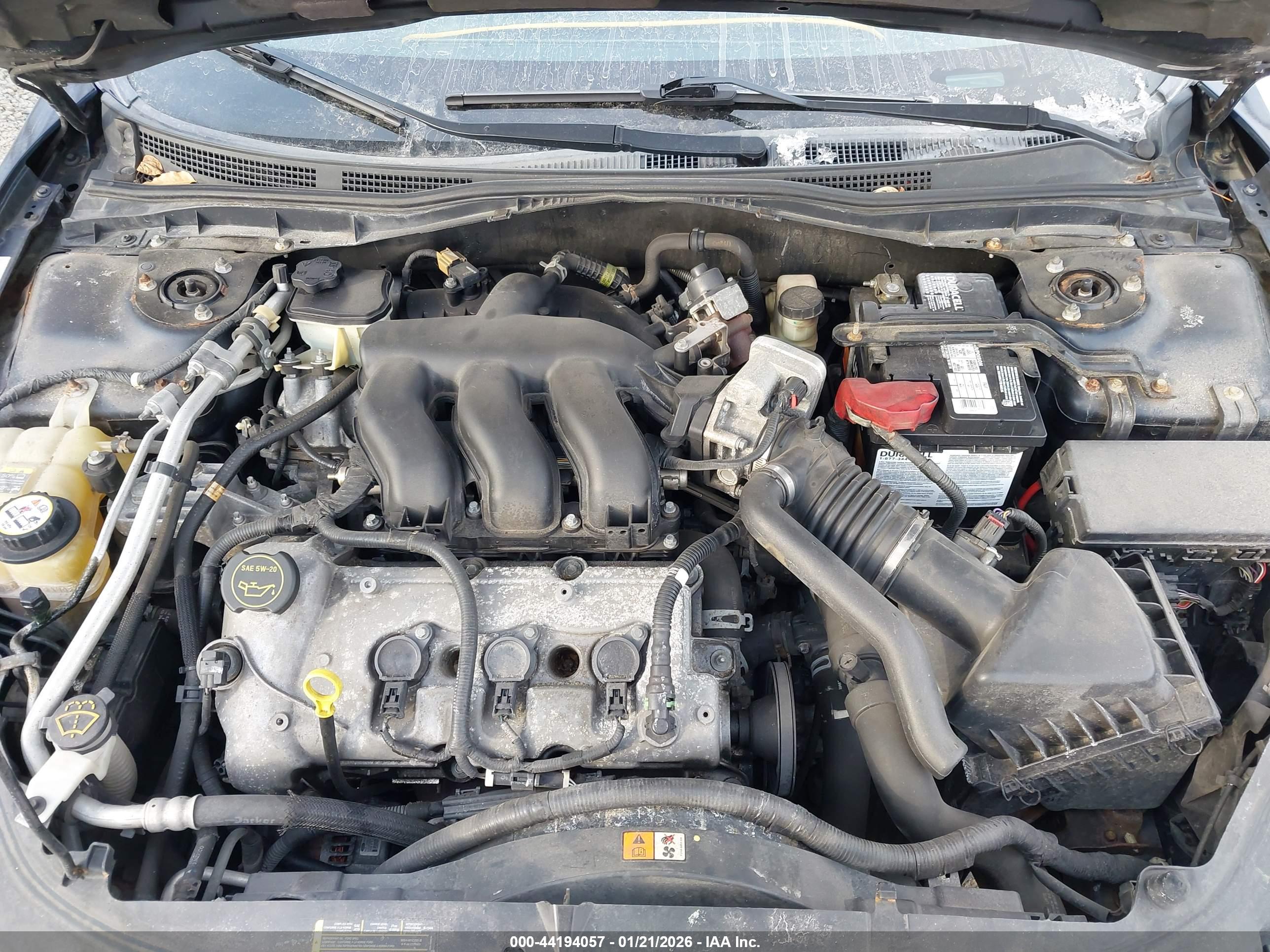 FORD FUSION image 10