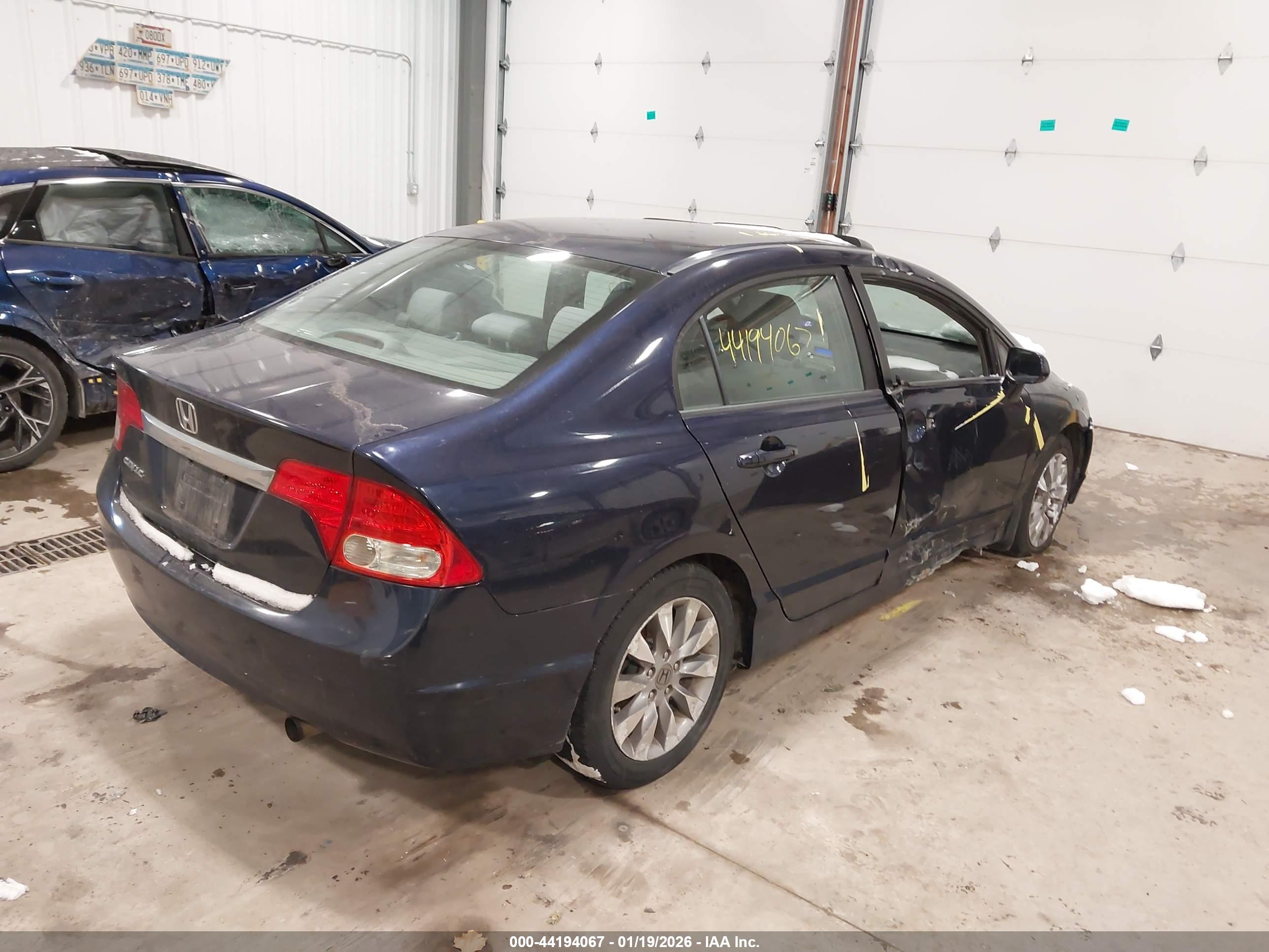 HONDA CIVIC image 4