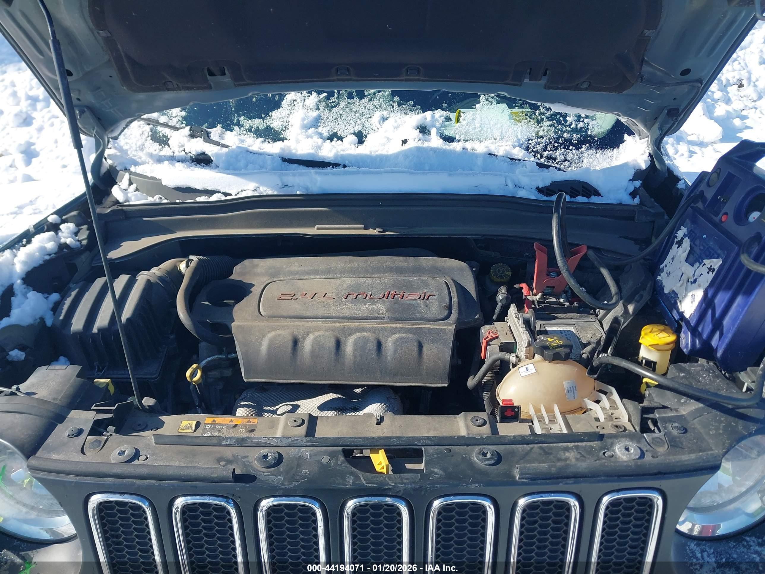 JEEP RENEGADE image 10
