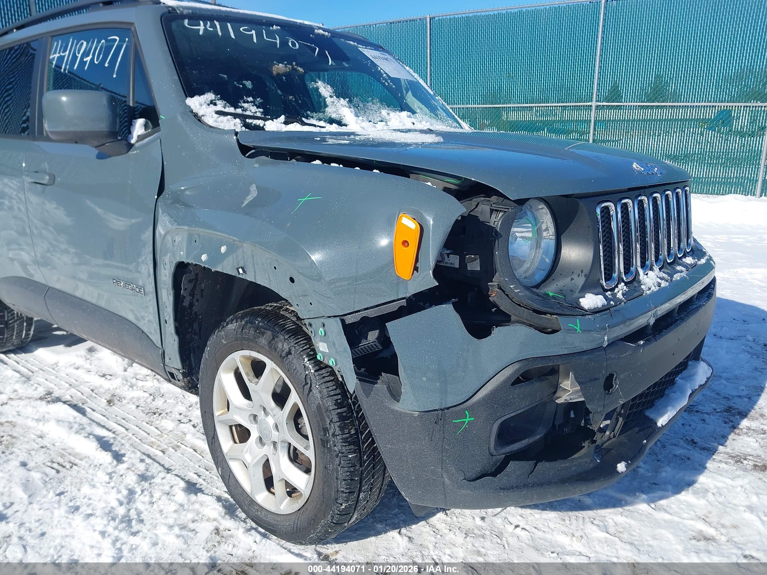 JEEP RENEGADE image 6